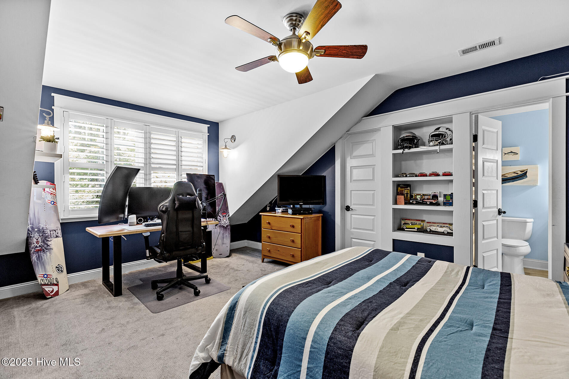 100541349 | Photo 50