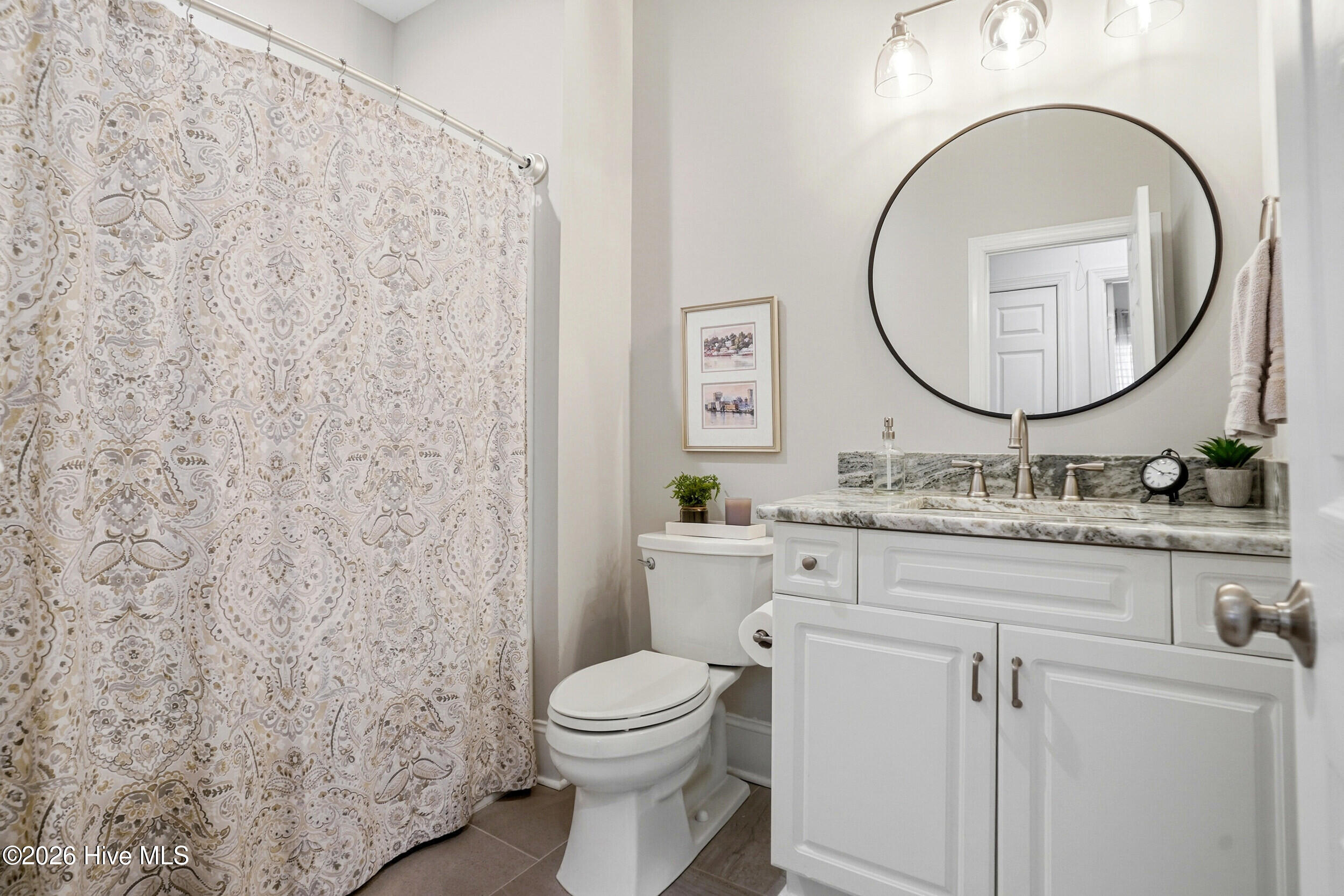 100551601 | Photo 30