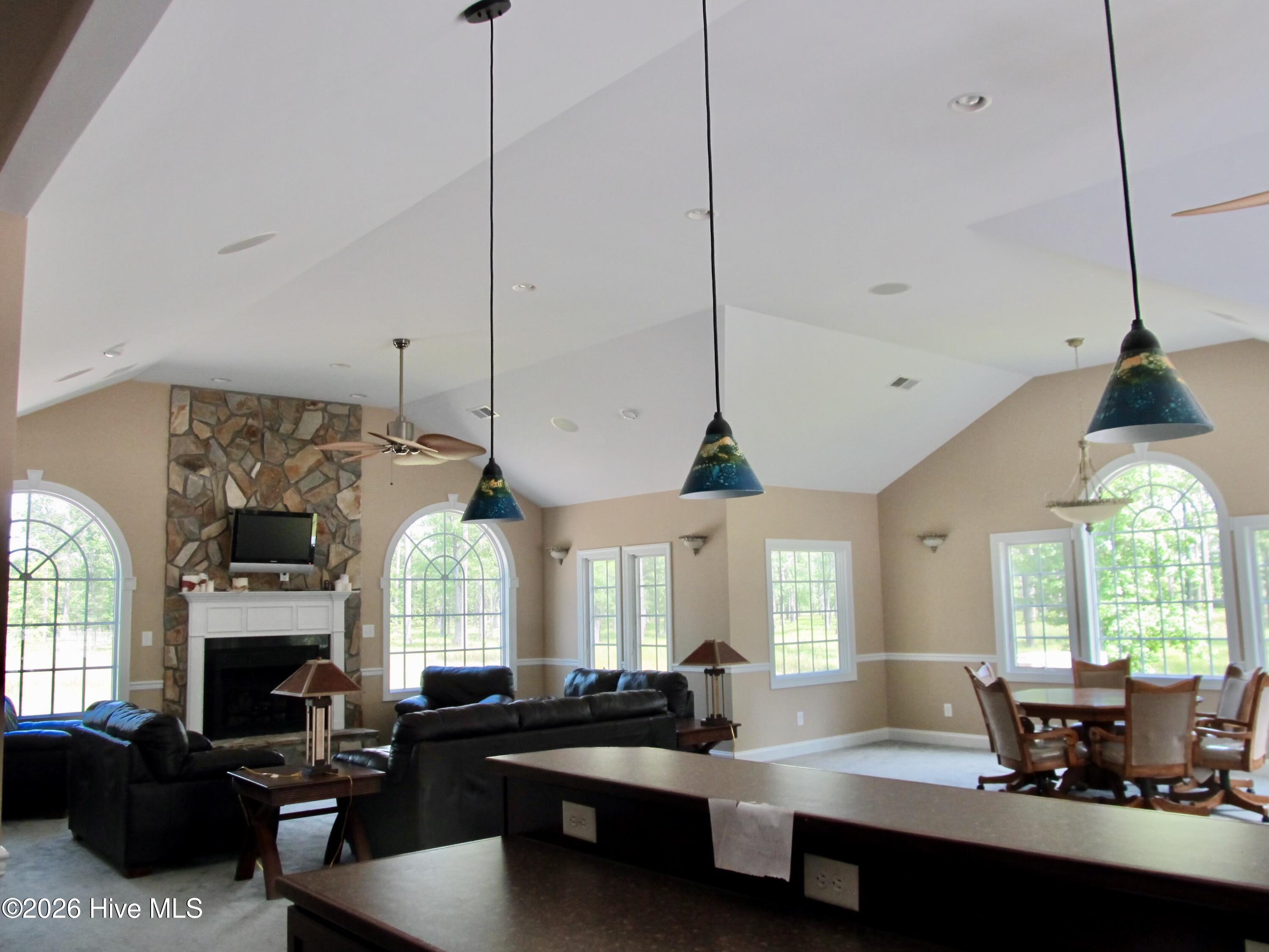 CLUBHOUSE LIVING AND KITCHEN