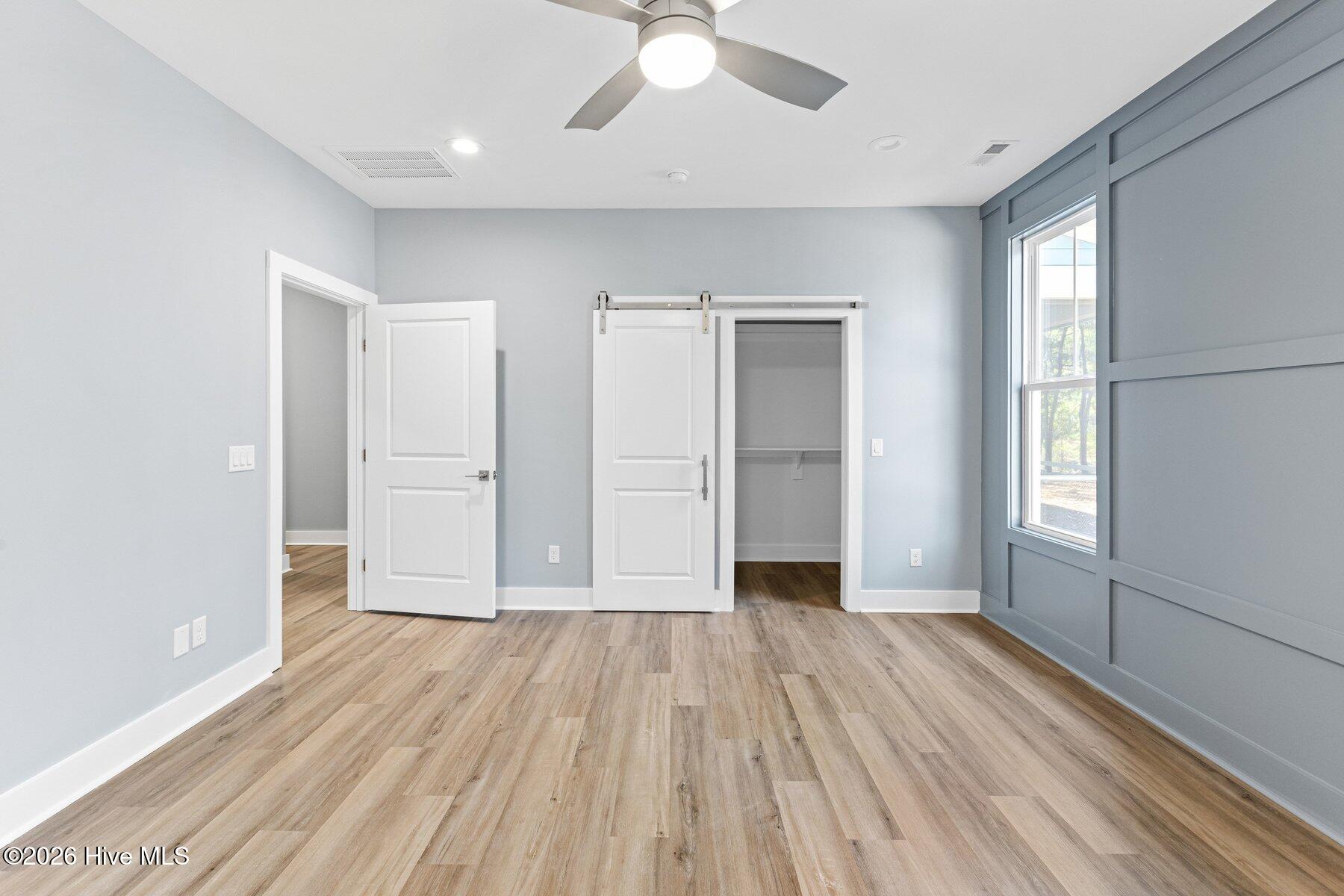 100554265 | Photo 25