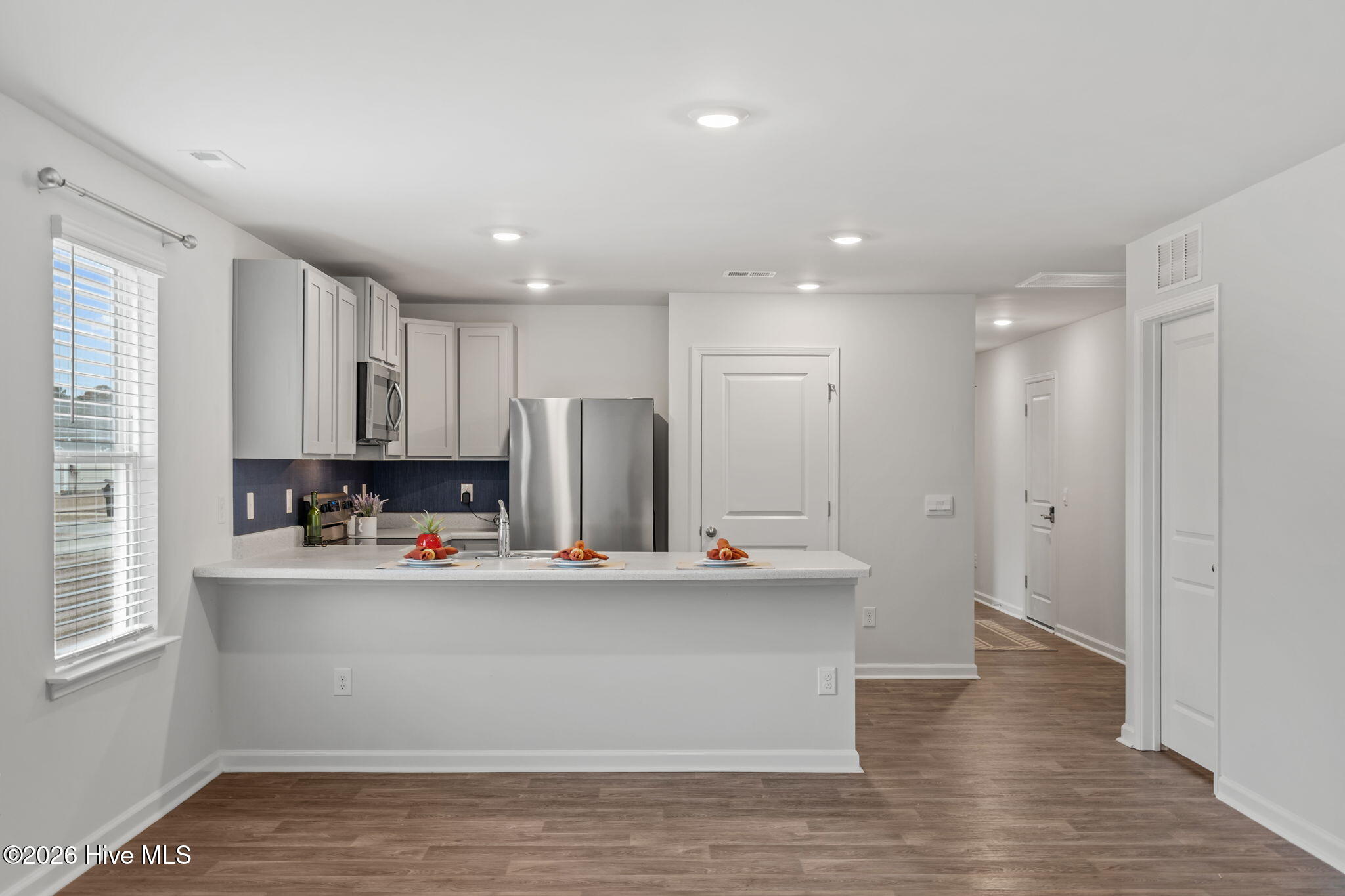 100555354 | Photo 40