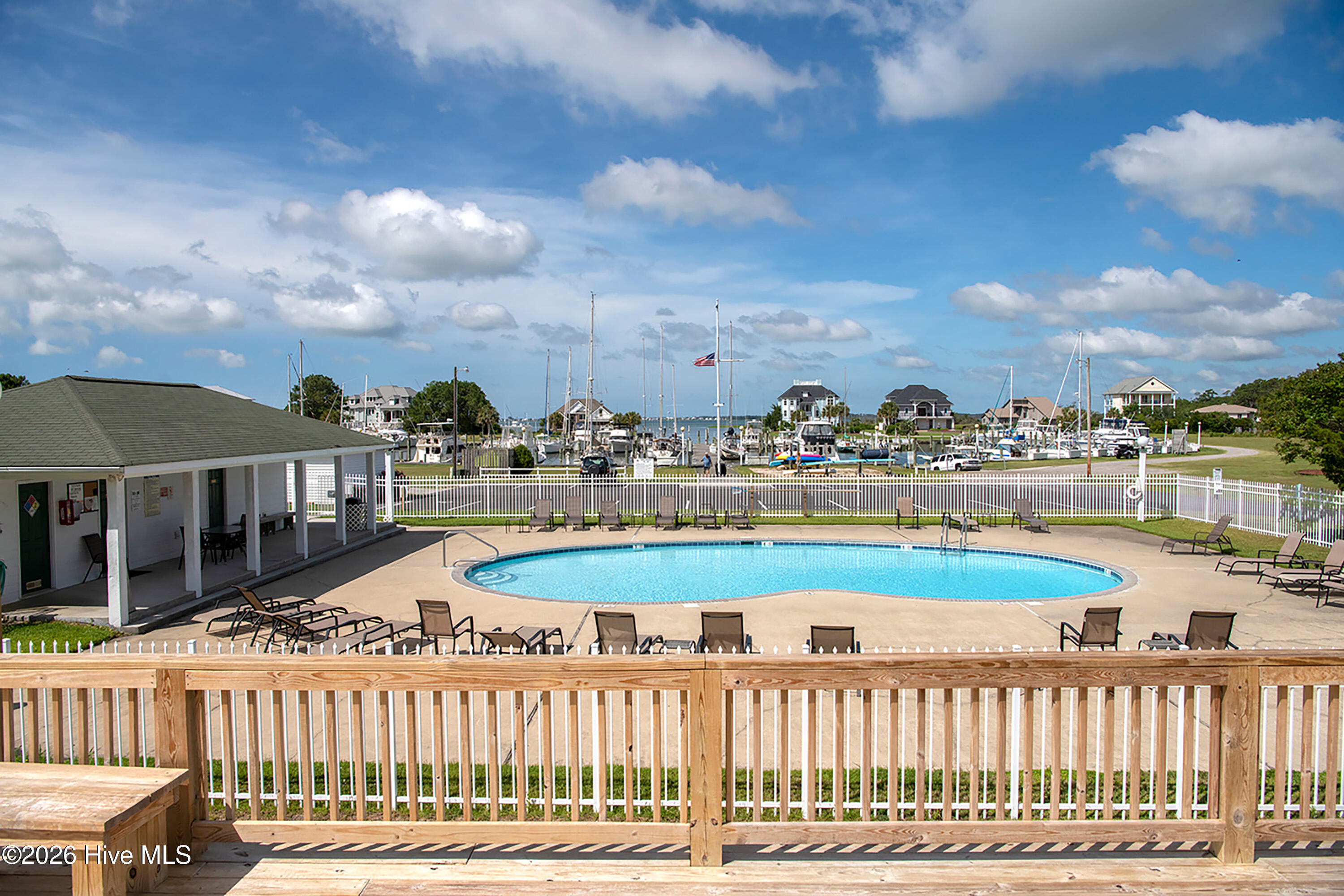 409 Island Drive 15,Beaufort