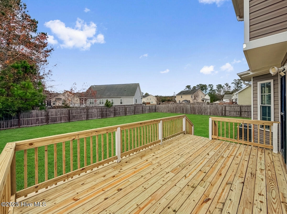 100543417 | Photo 45