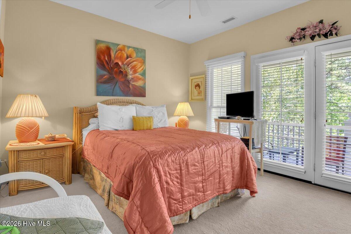 100566244 | Photo 22