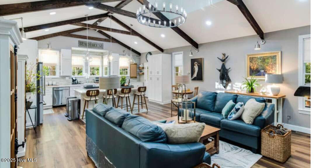 100539147 | Photo 18