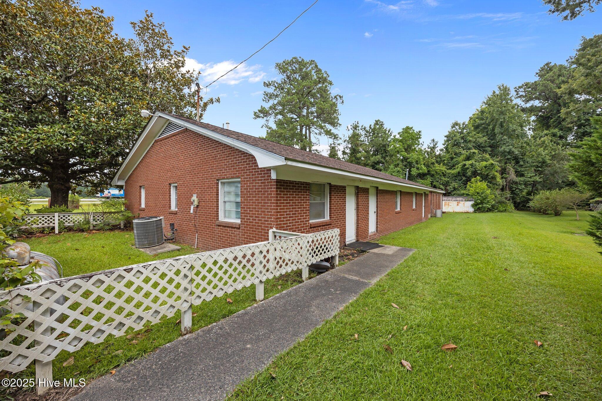 275 W Us 70 Highway W,Havelock