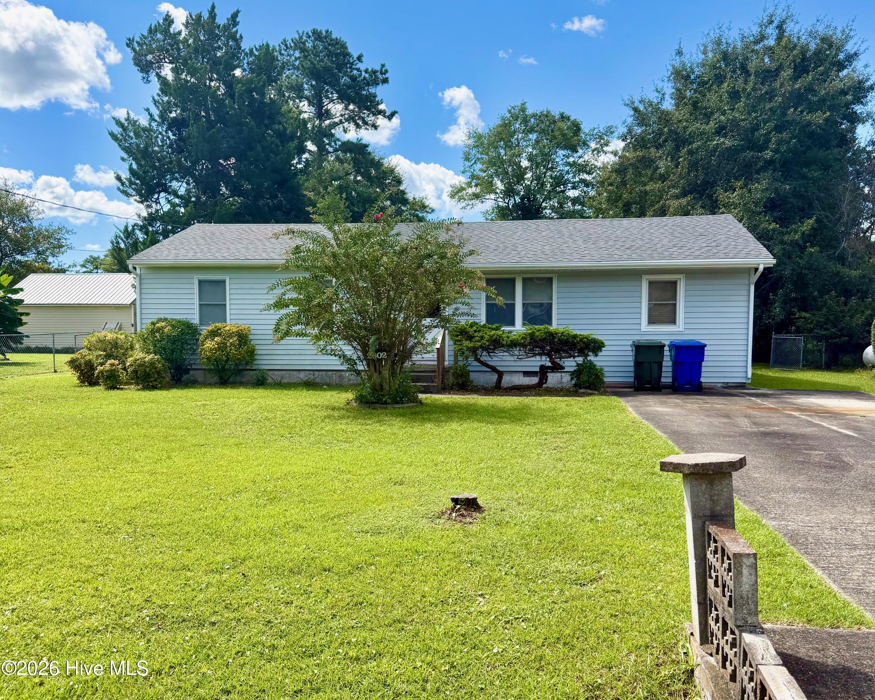 2802 Easy Street,Newport