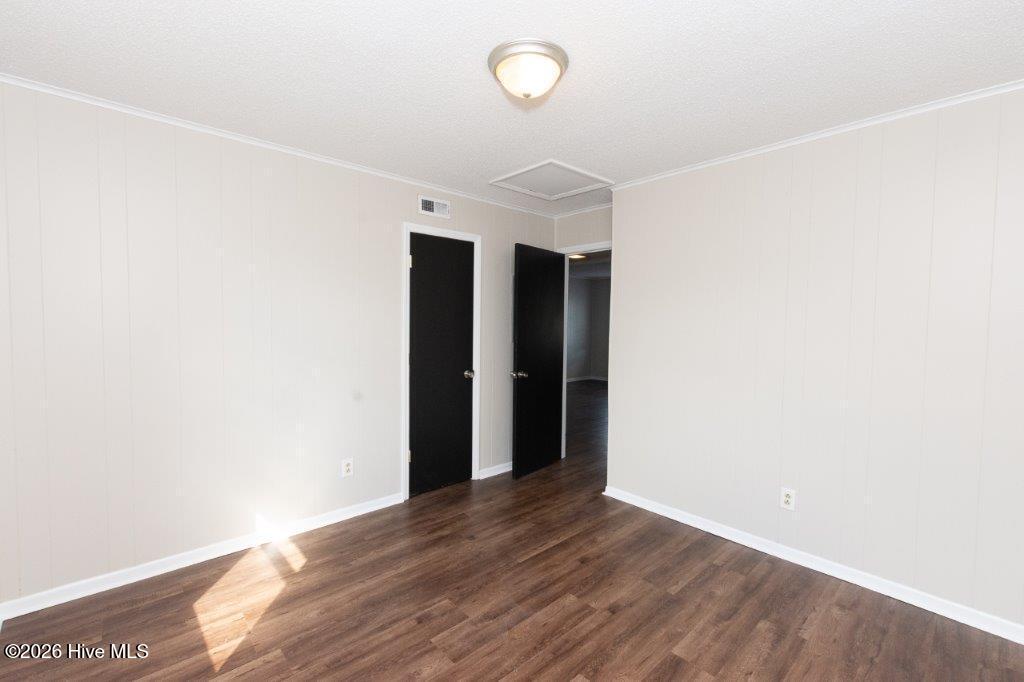 100553919 | Photo 14