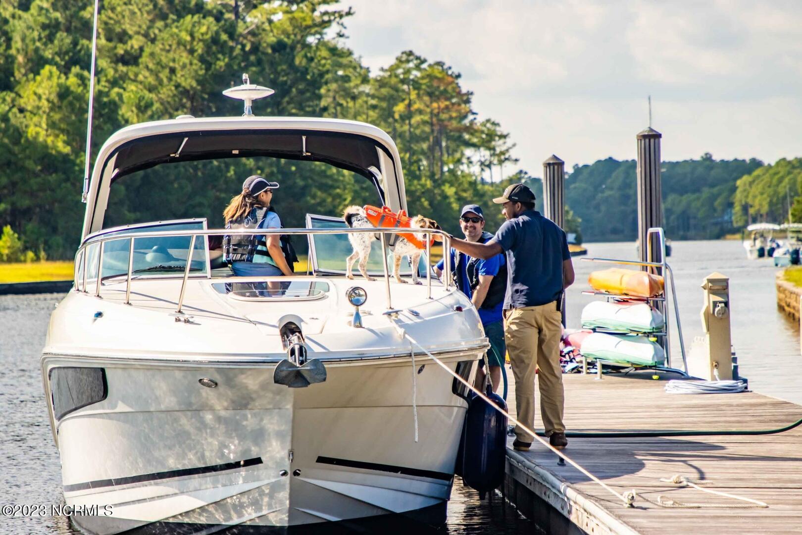 175 River Watch Road, Oriental, NC, 28571