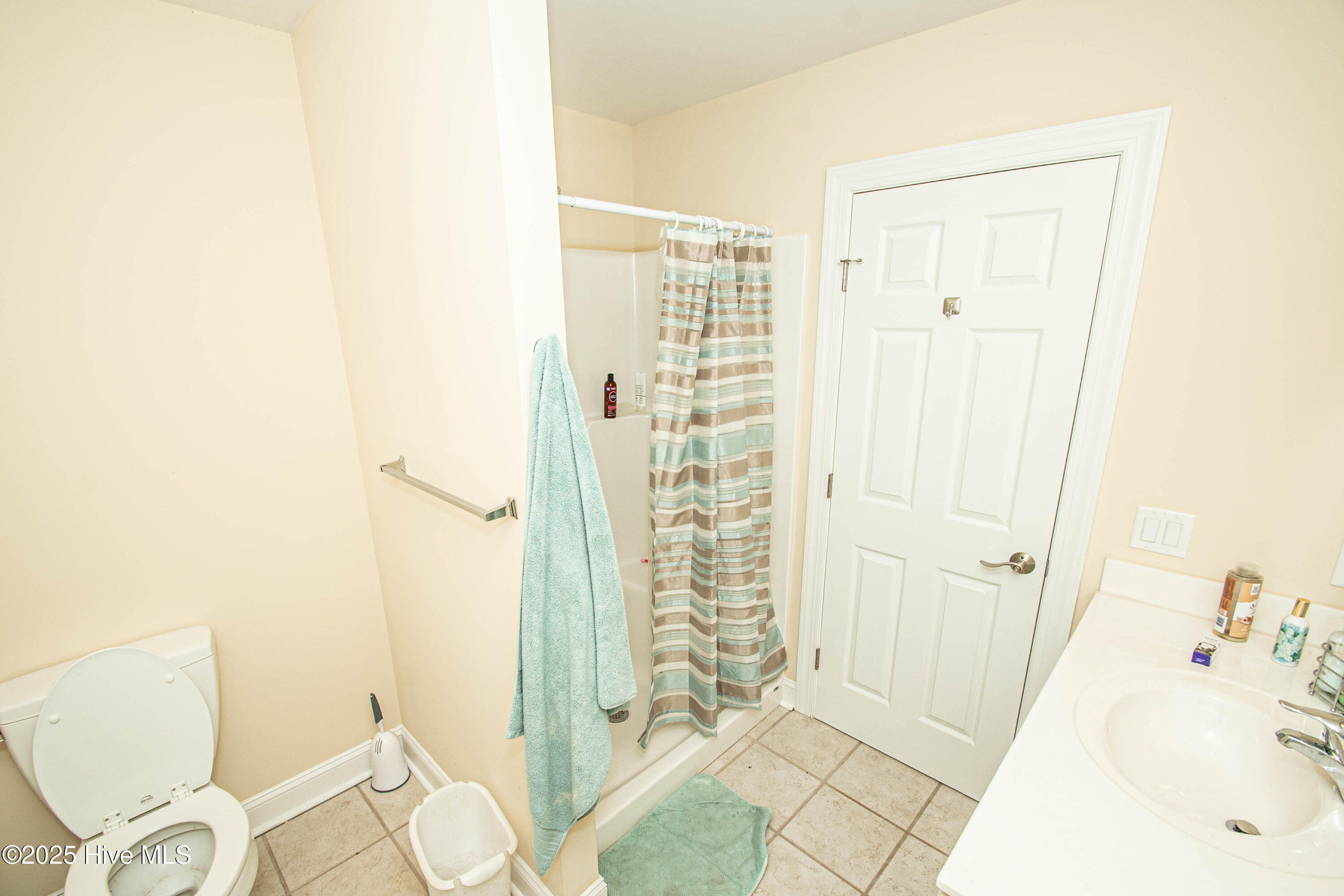 100544337 | Photo 42