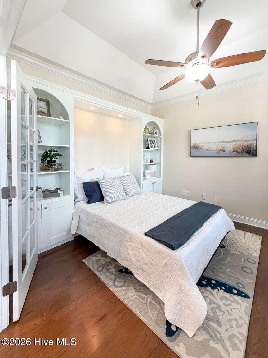 100566099 | Photo 17