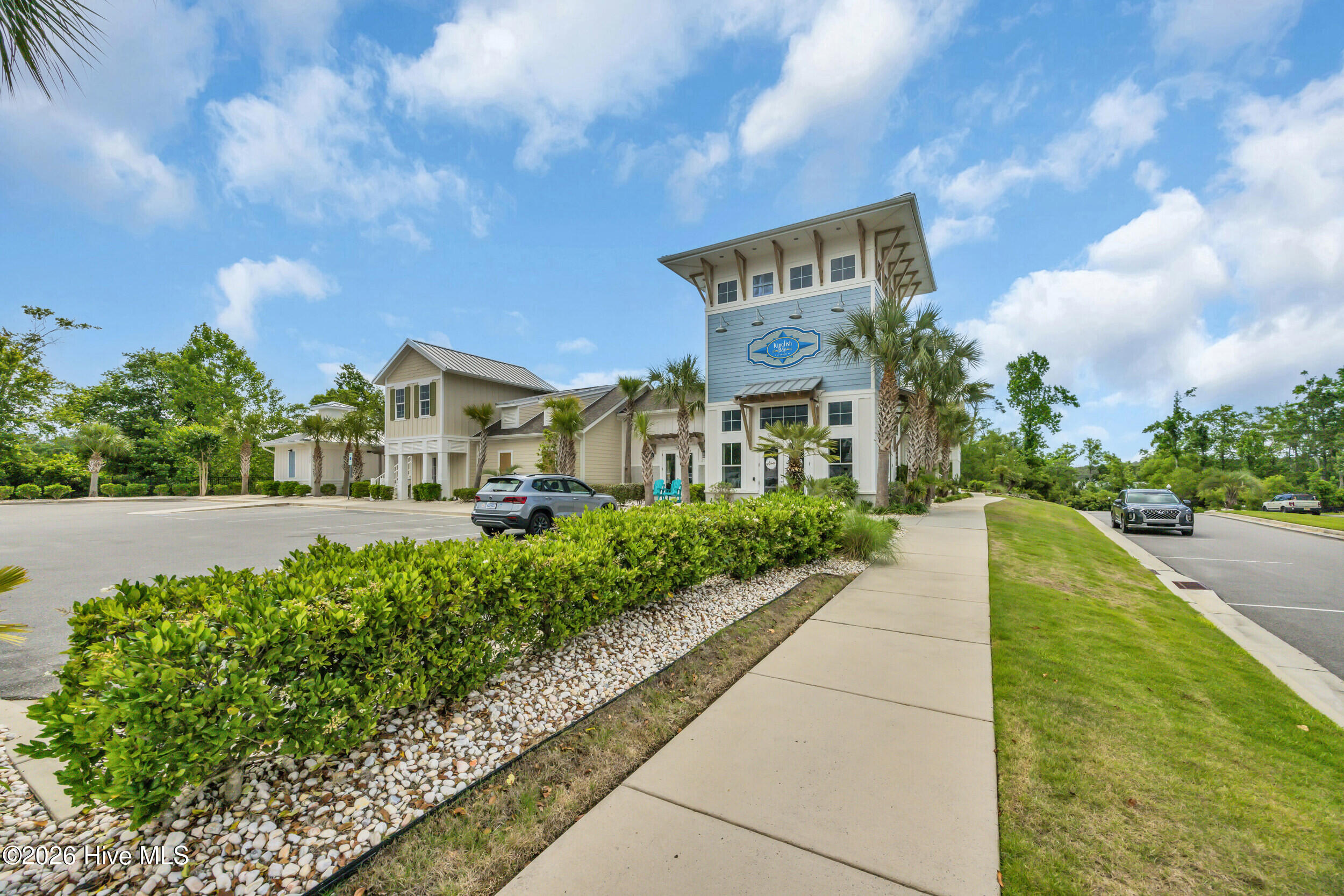 100564588 | Photo 45