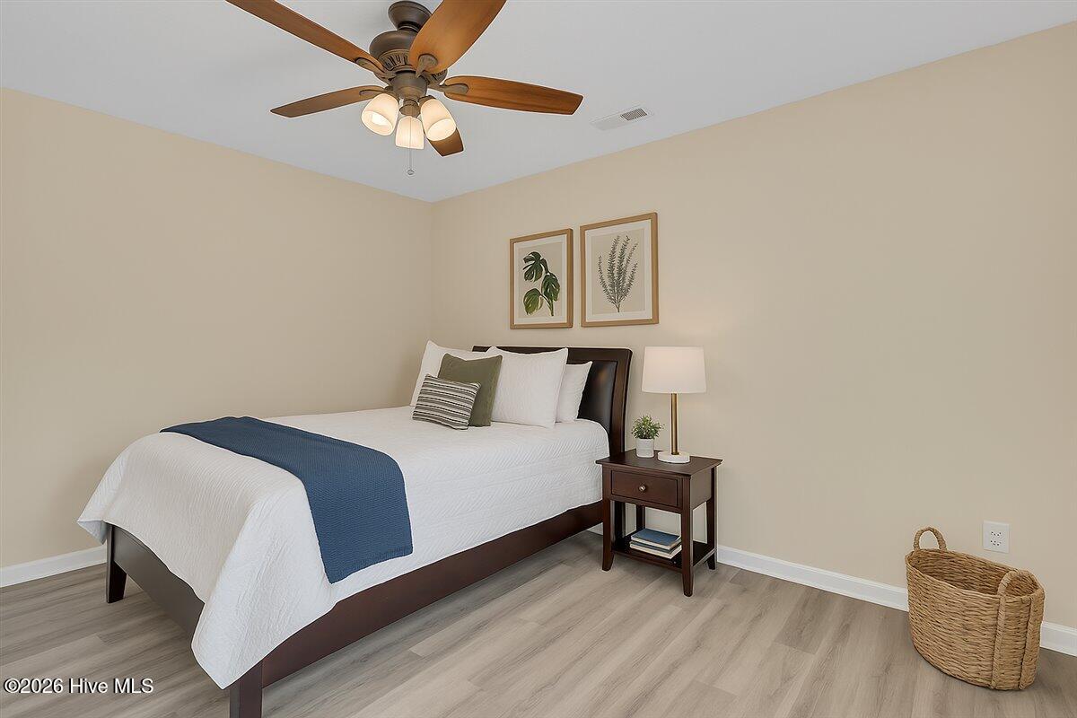 100558956 | Photo 42