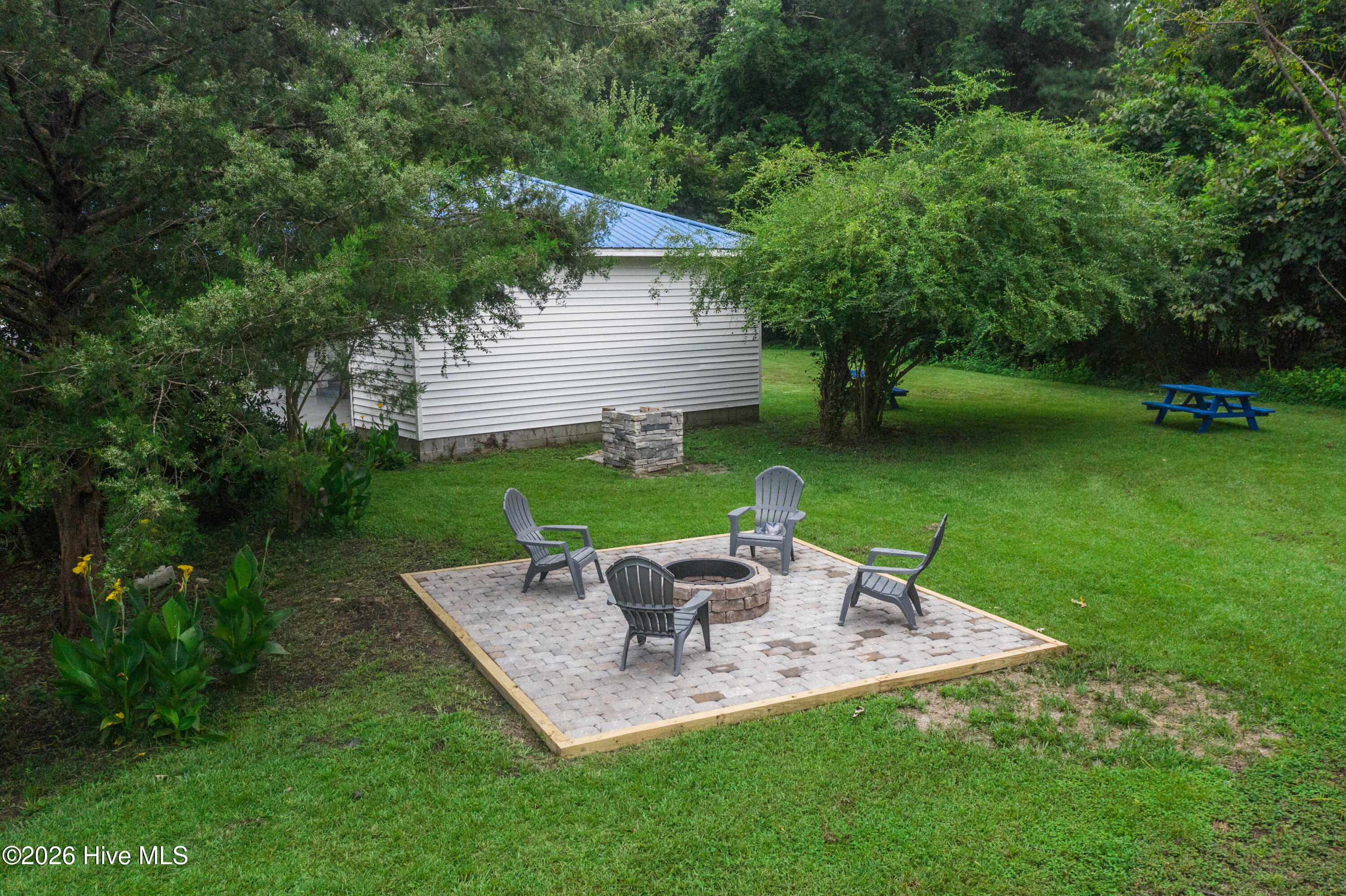 100563568 | Photo 44