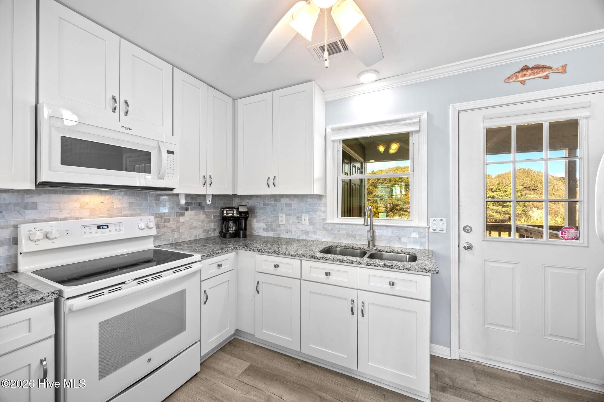 100547395 | Photo 13