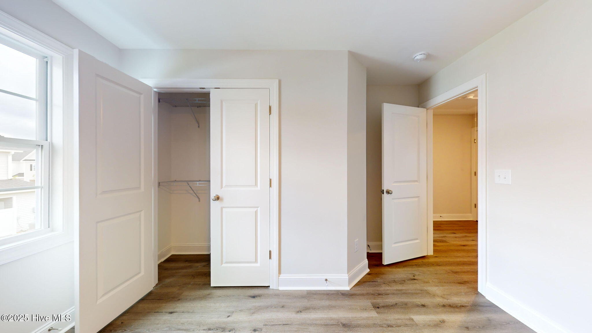 20-web-or-mls-1400-Dorset-Dr-Greenville-