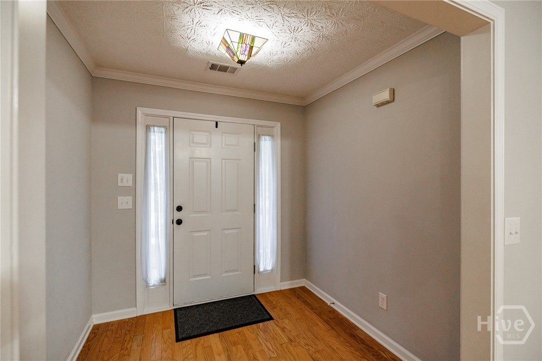 2249 Cluster Lane