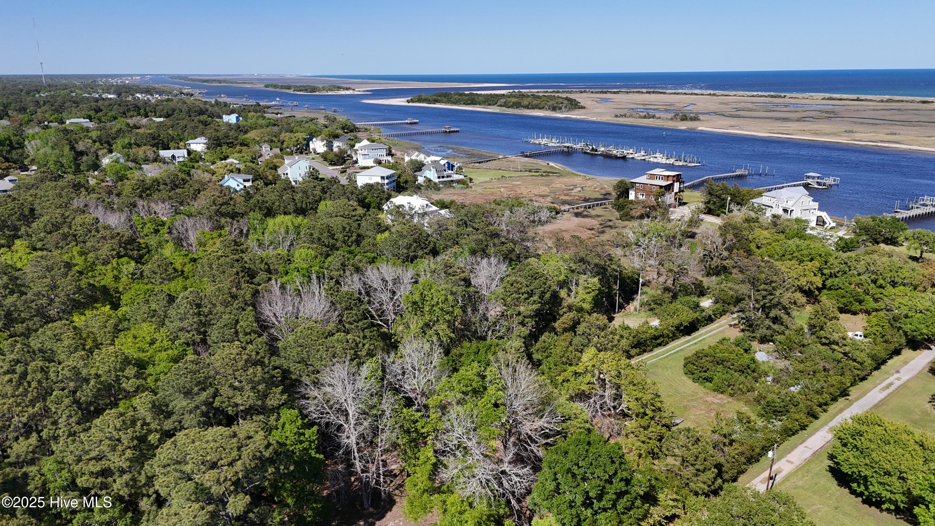 100501855 | Photo 14