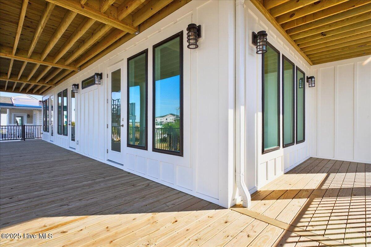 100542941 | Photo 55