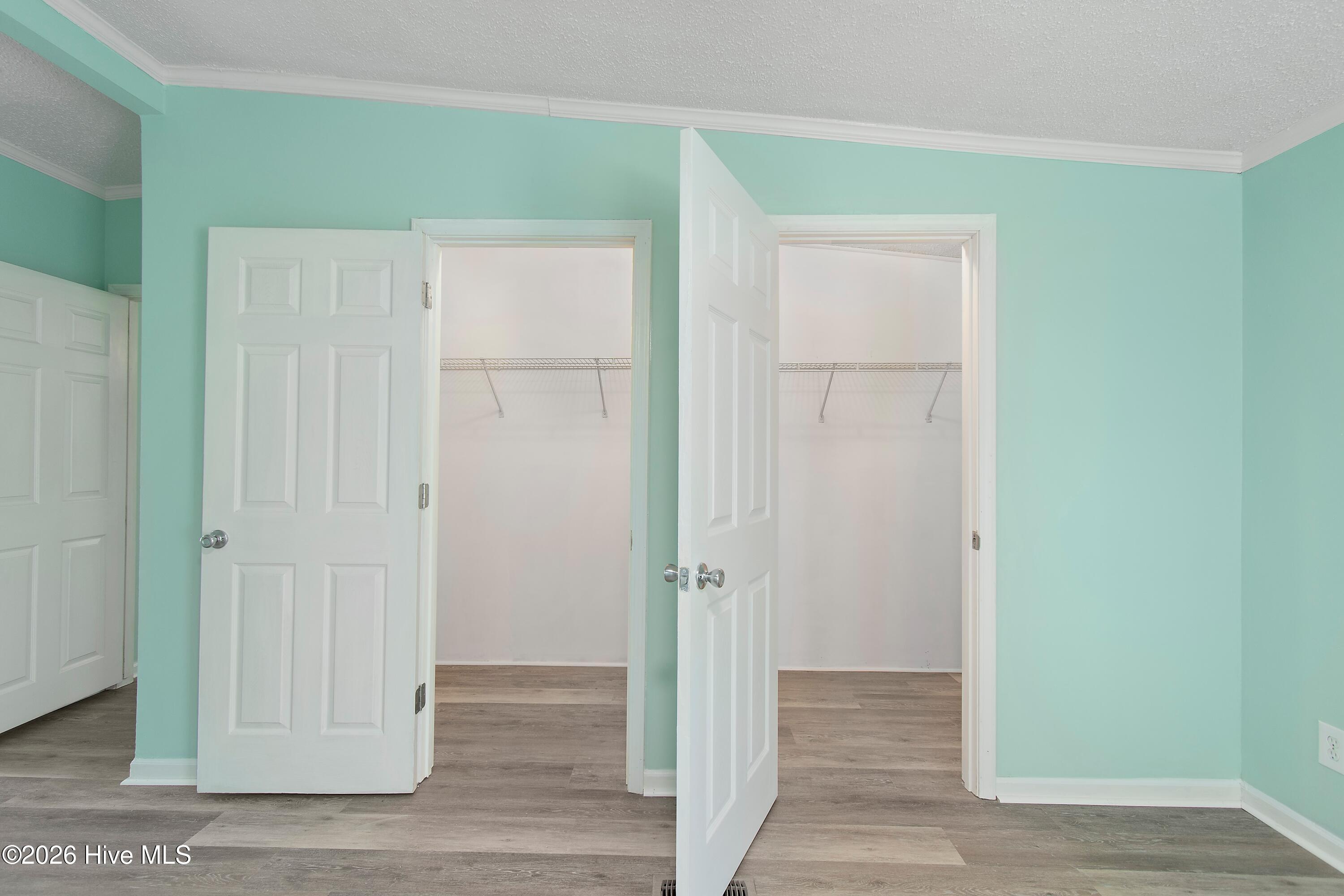 100566223 | Photo 29