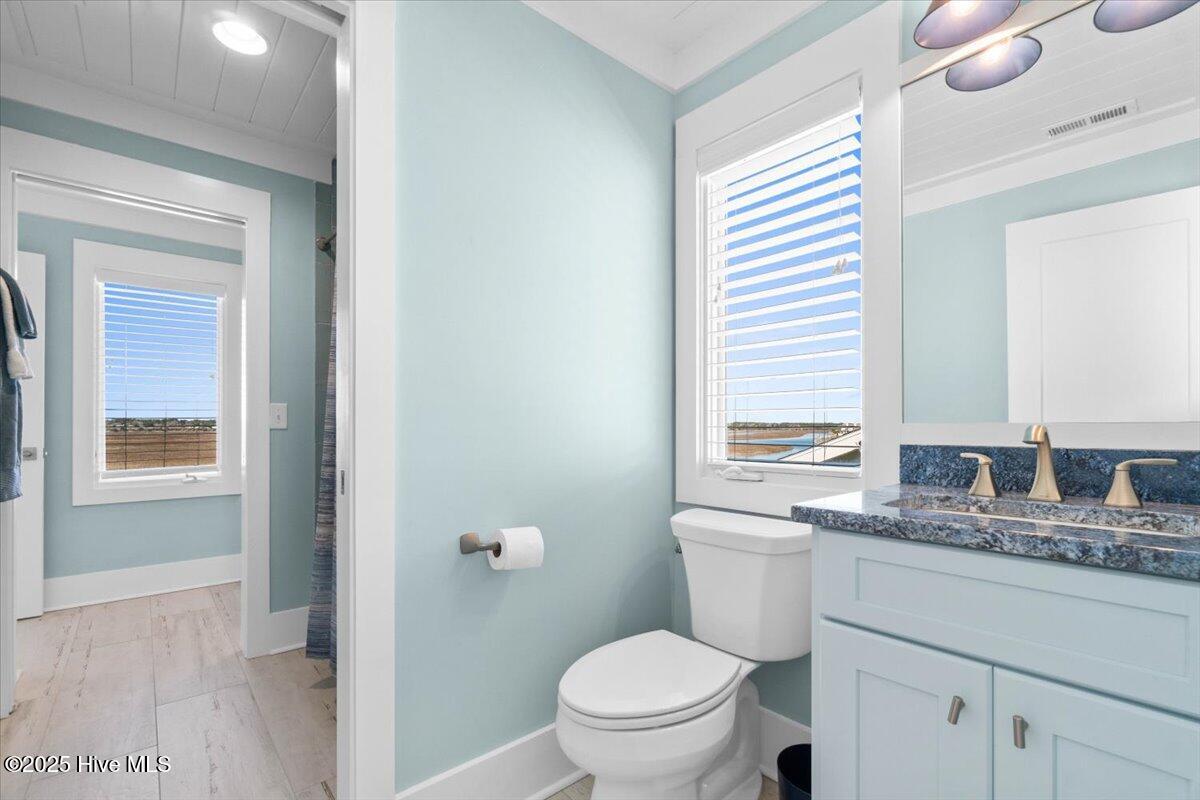 100491372 | Photo 62