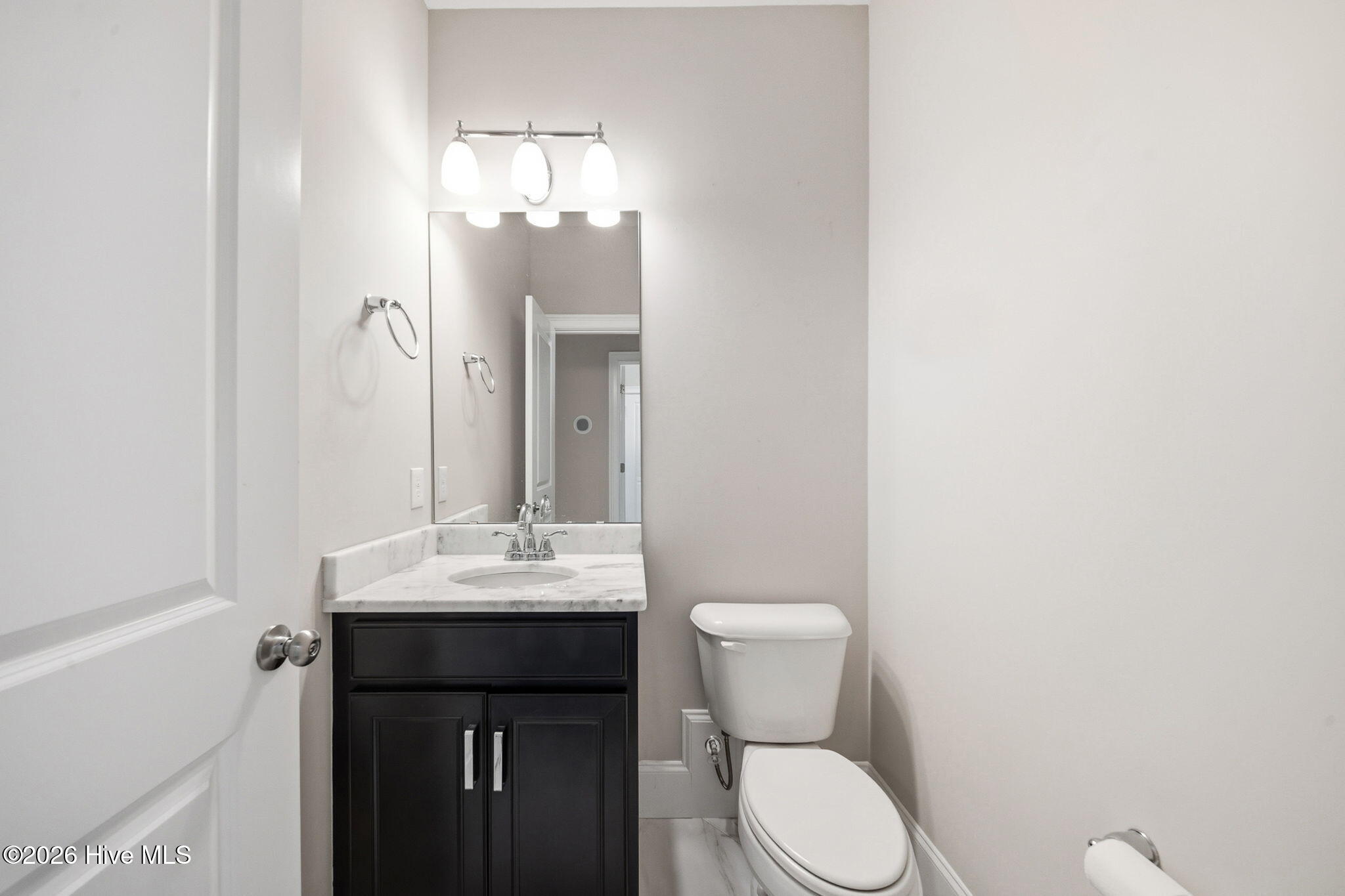 100567519 | Photo 22