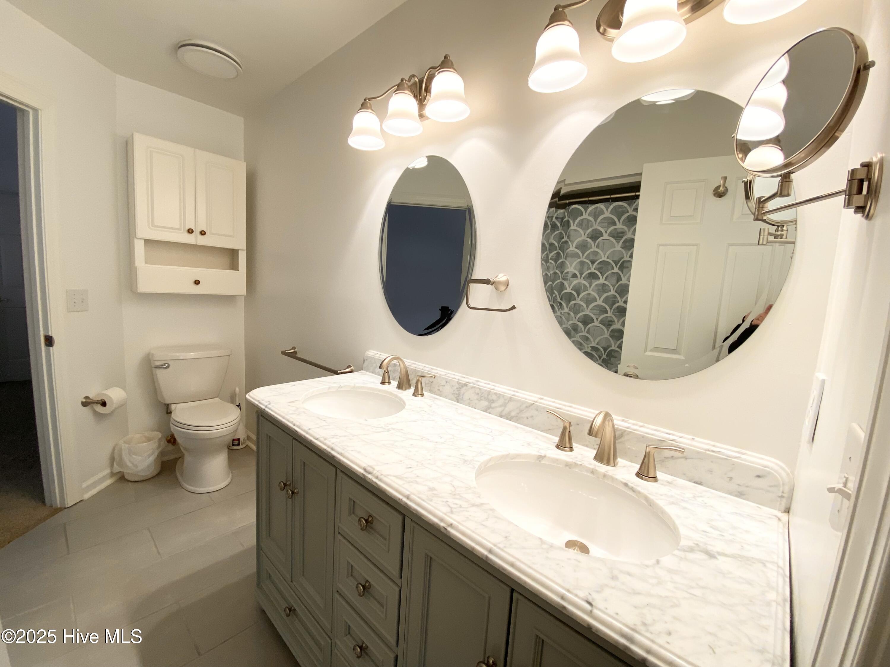 100552494 | Photo 49