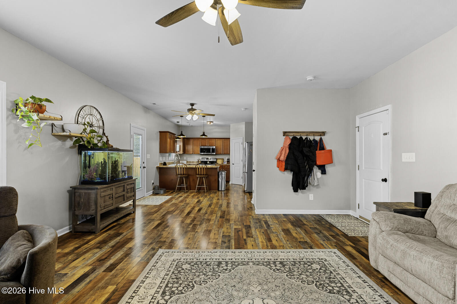 100563152 | Photo 17