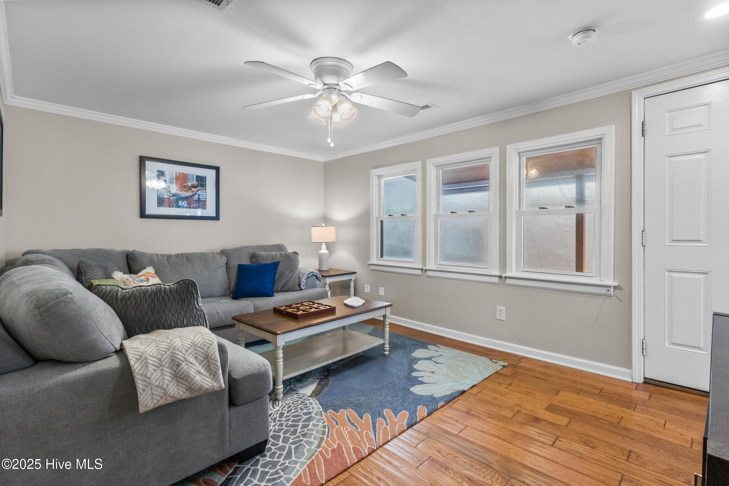 100560674 | Photo 17