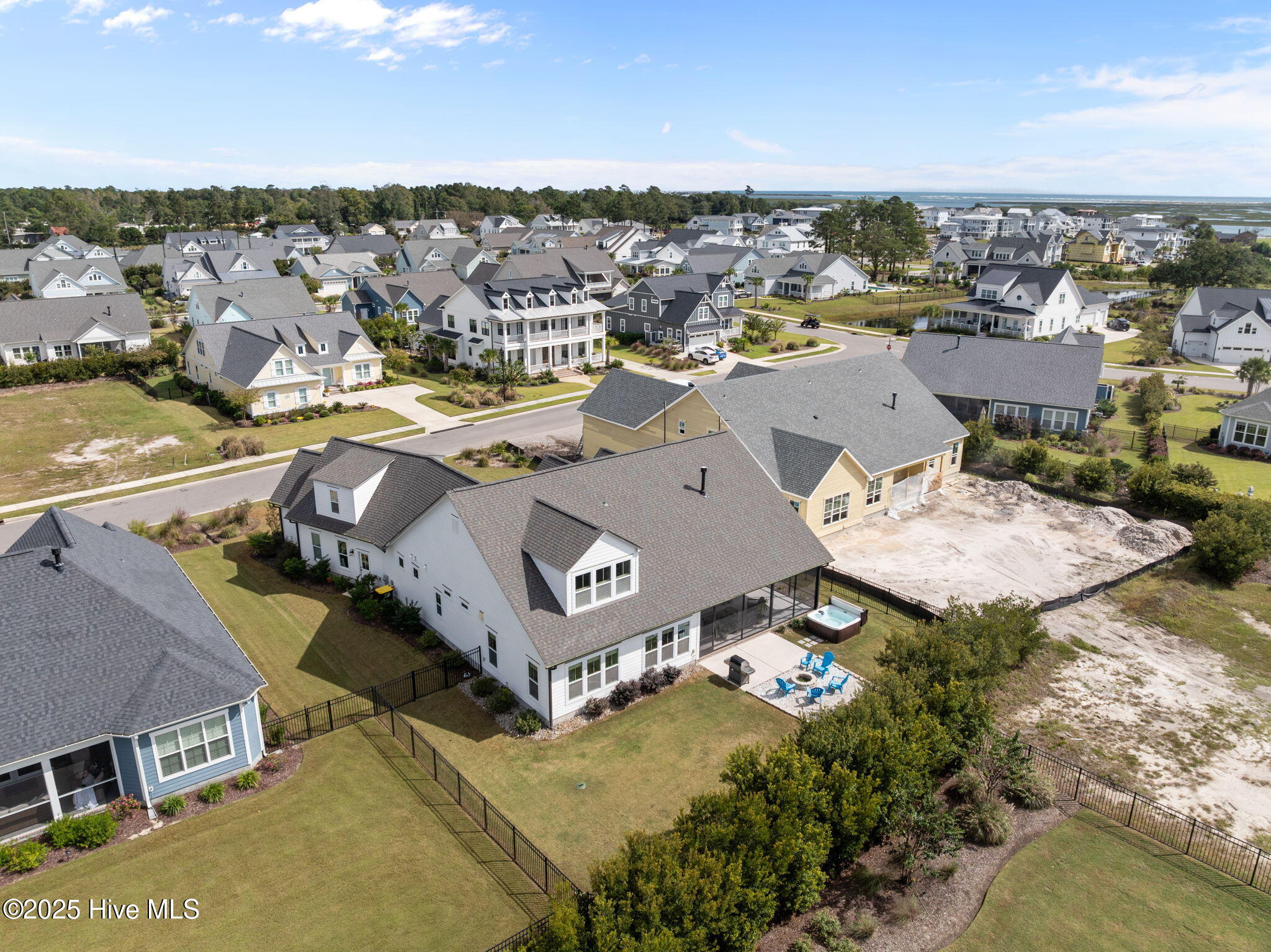 100536162 | Photo 82