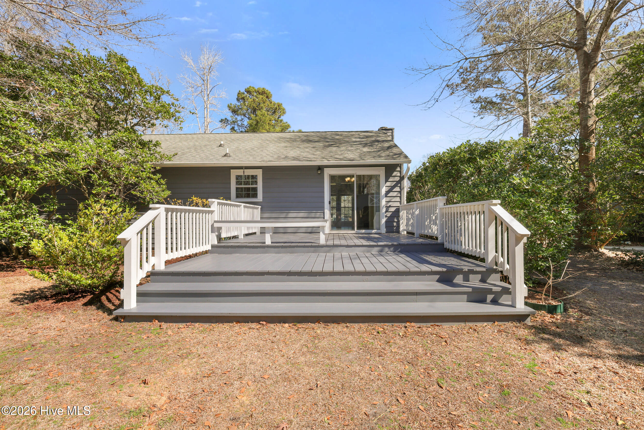 100556614 | Photo 28