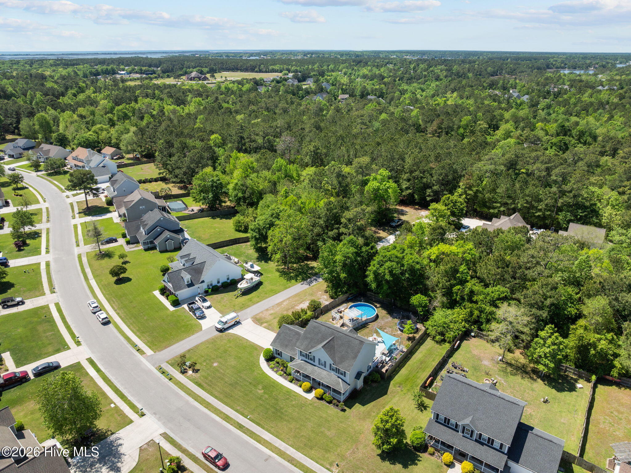 100568672 | Photo 49