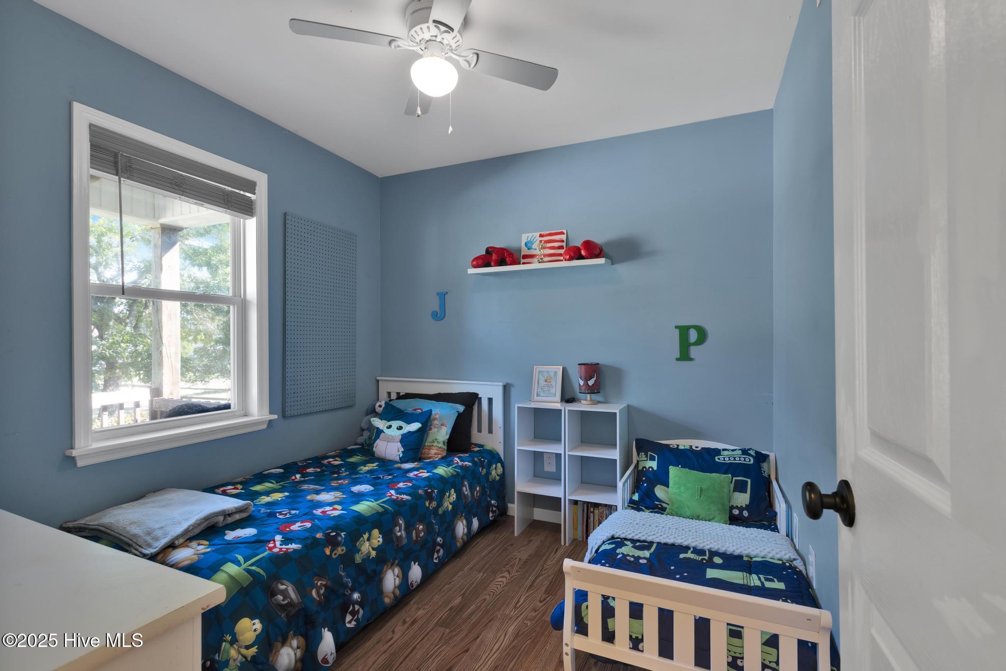 100527008 | Photo 23