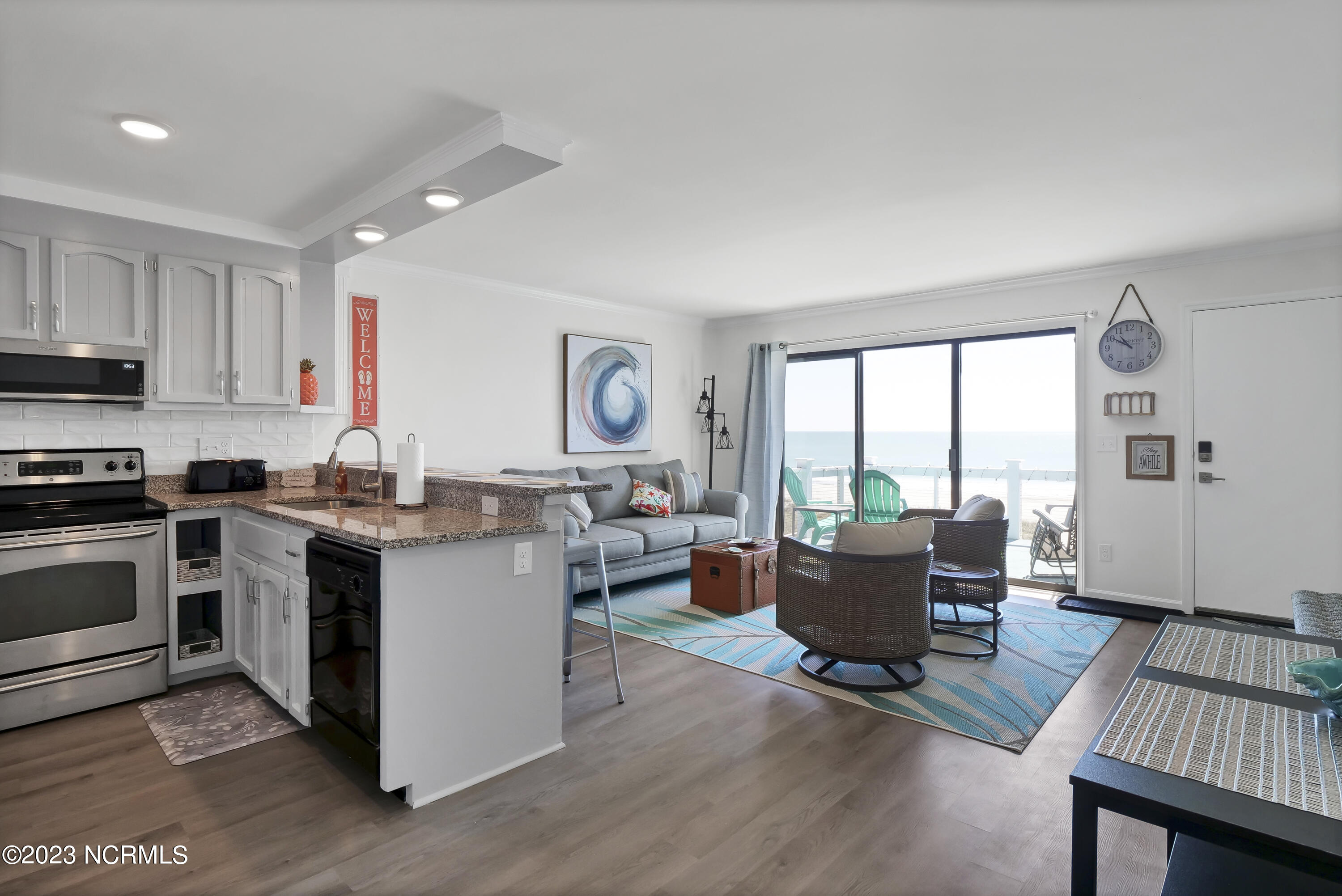 100526224 | Photo 20