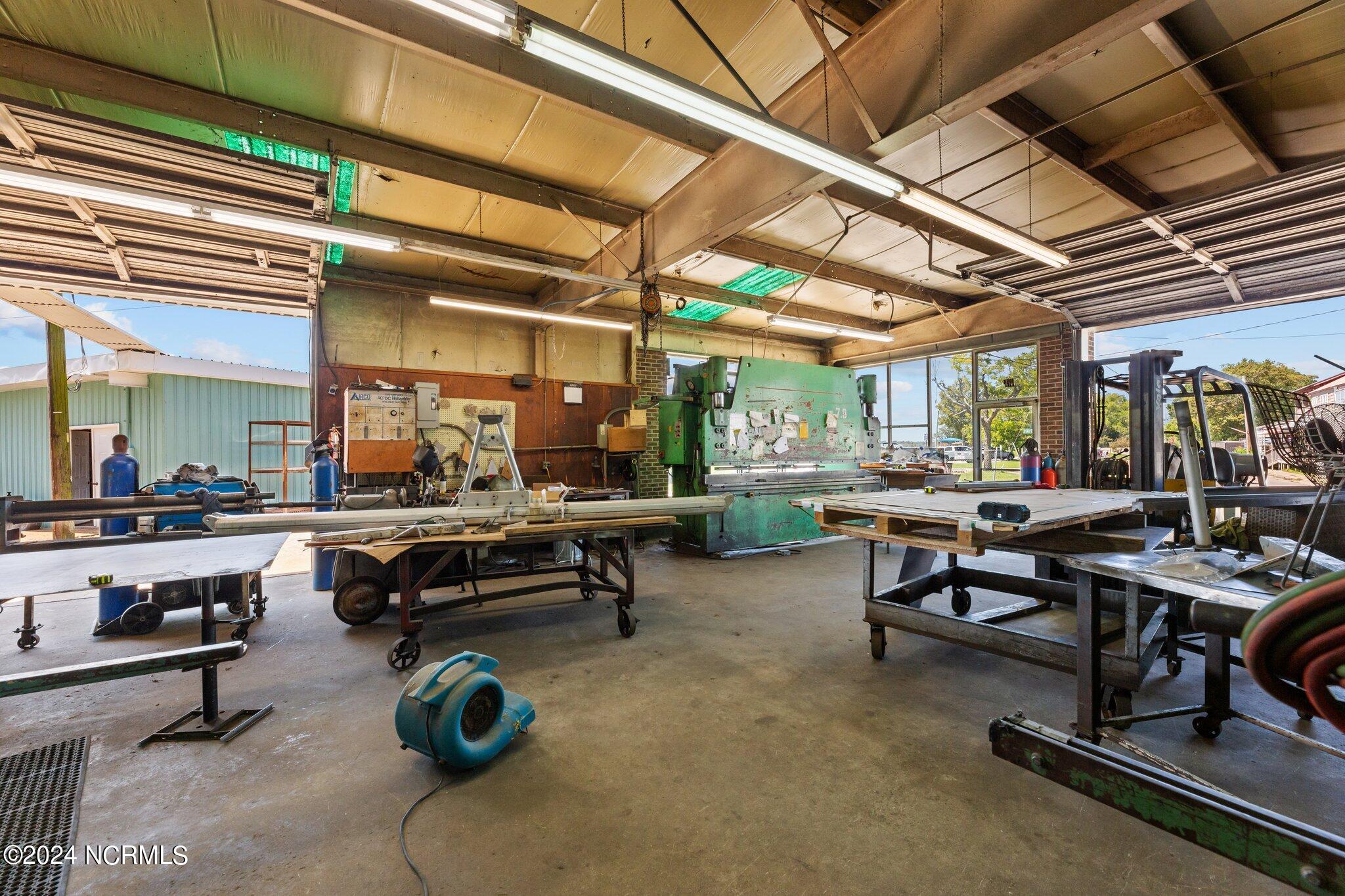 1054 E Main Street, Washington, NC, 27889