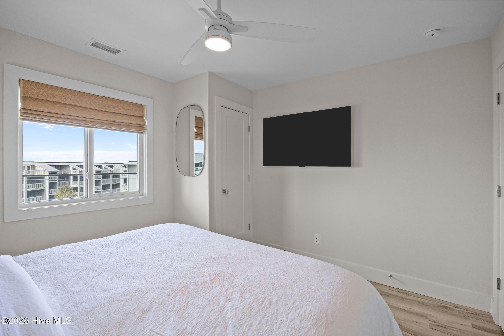 100566636 | Photo 20