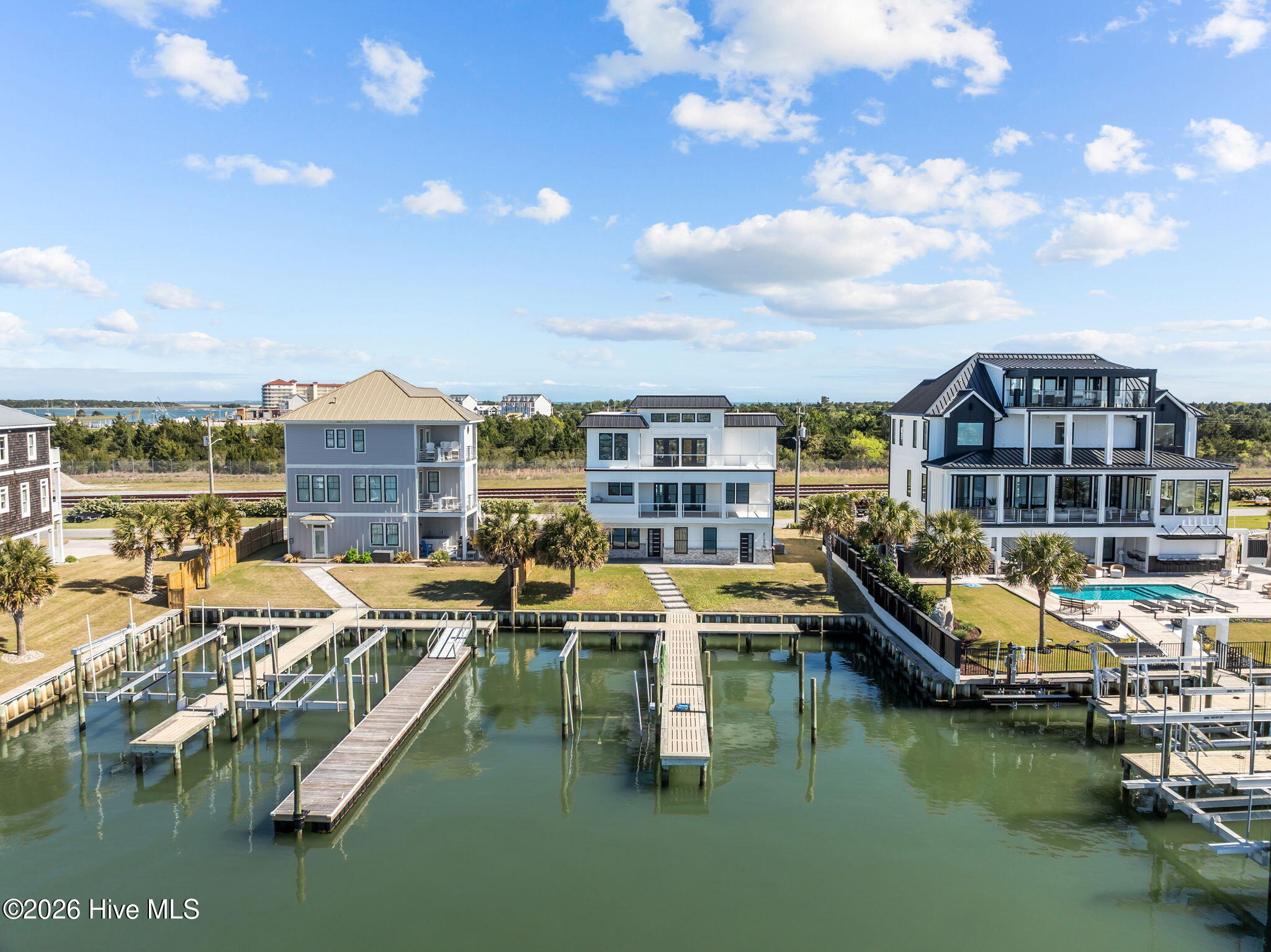 208 Radio Island Road, Morehead City, NC, 28557