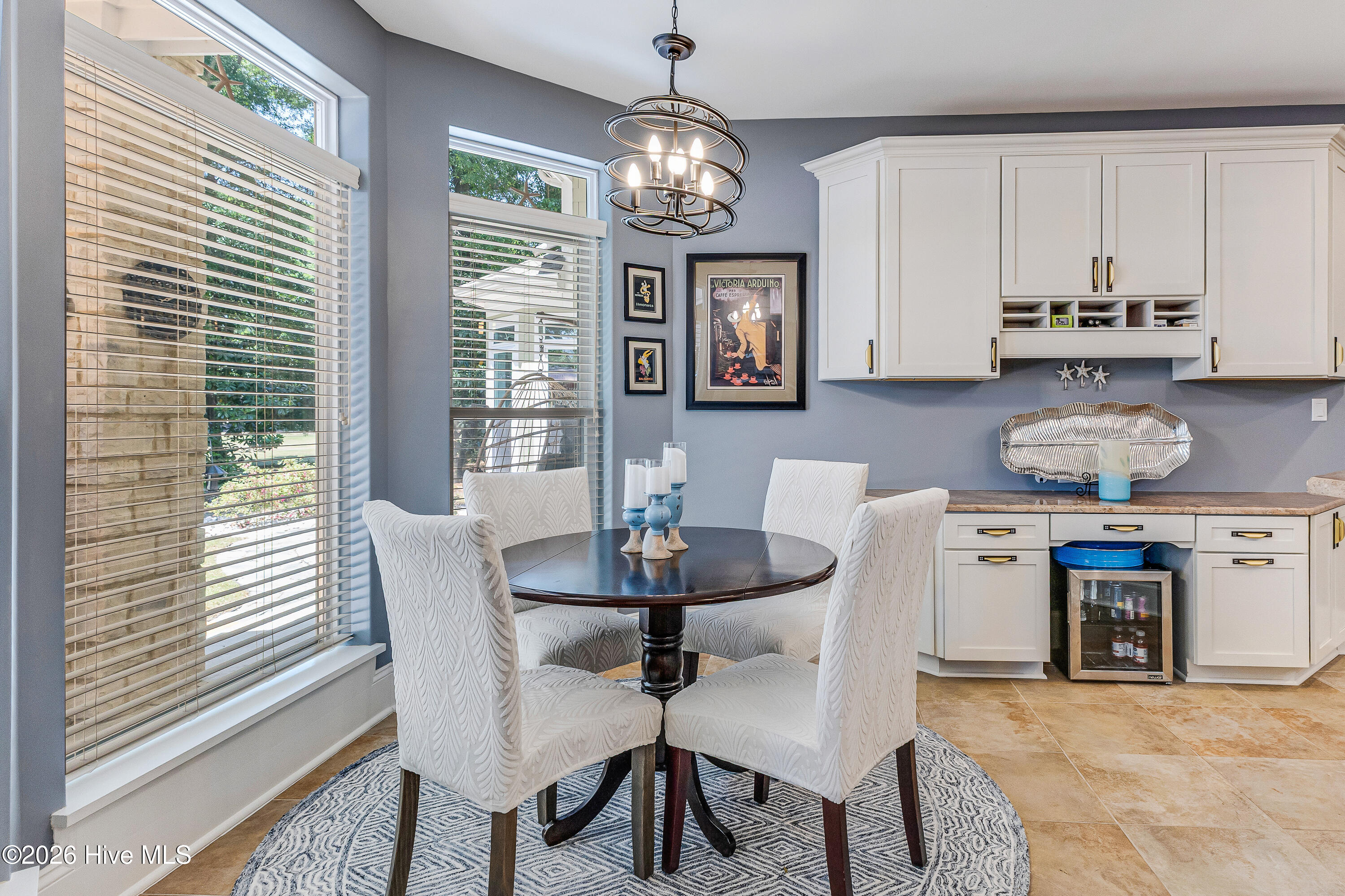 100570031 | Photo 22