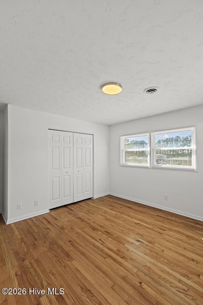 100553306 | Photo 26