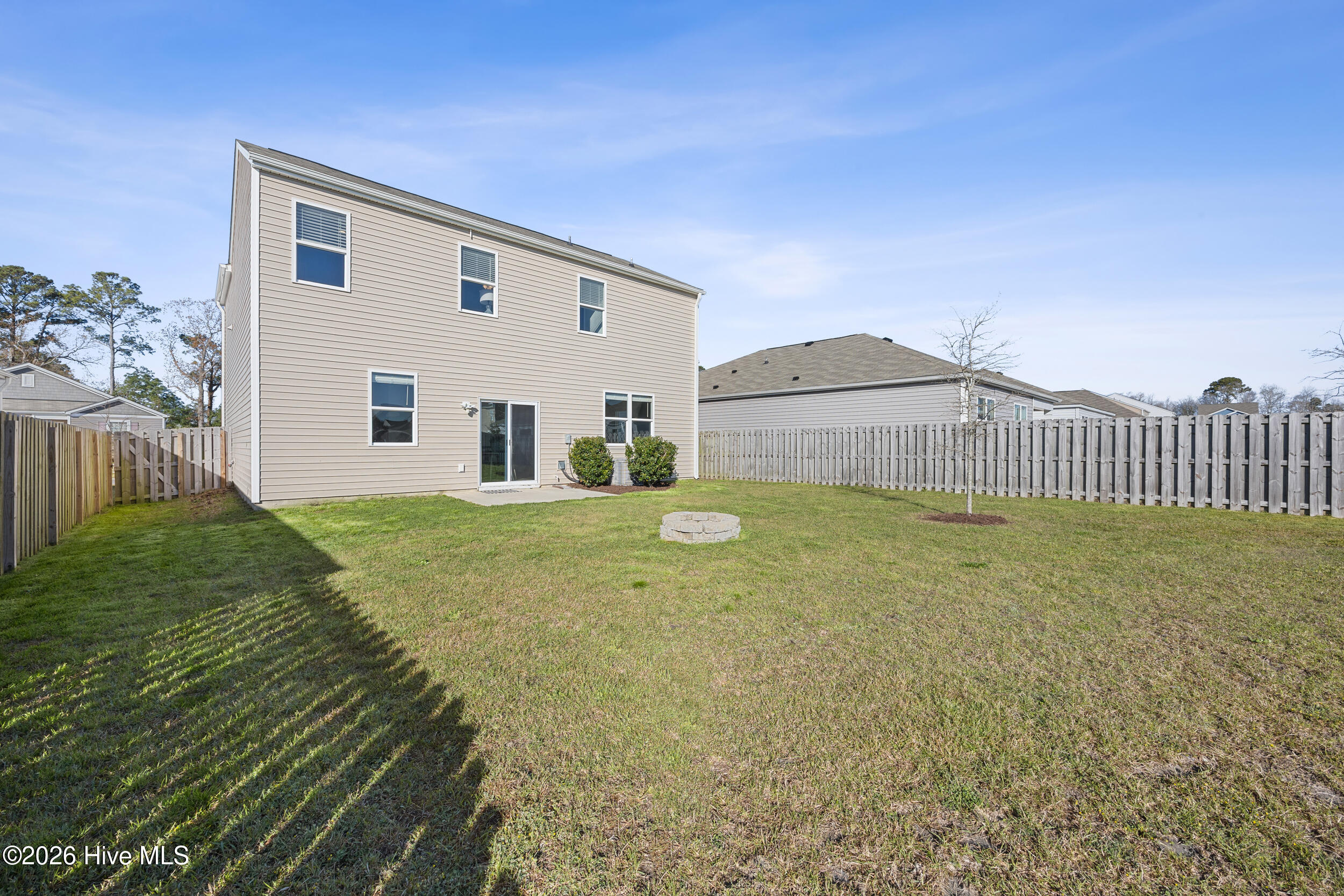 100561836 | Photo 39