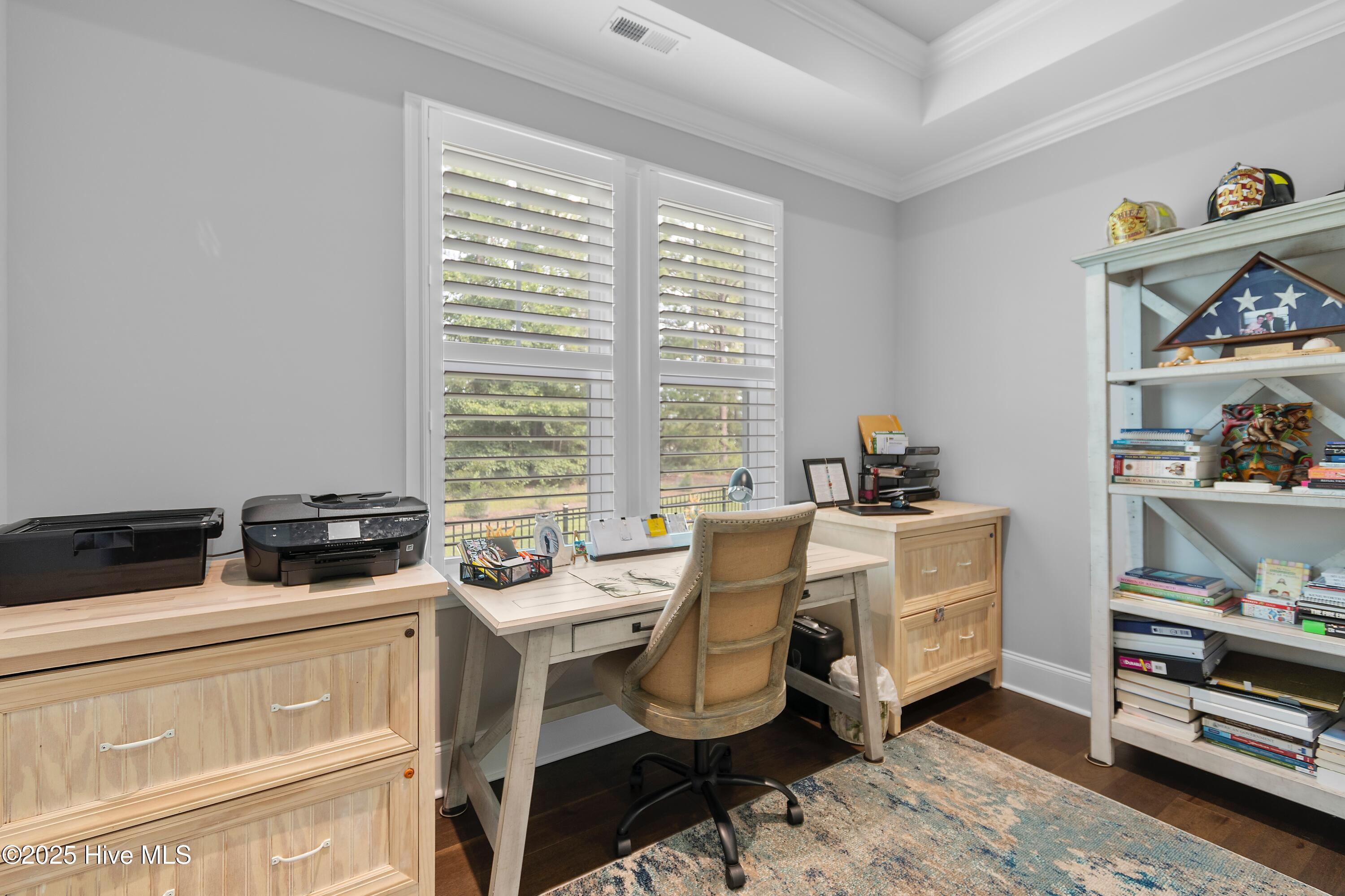 100518411 | Photo 32