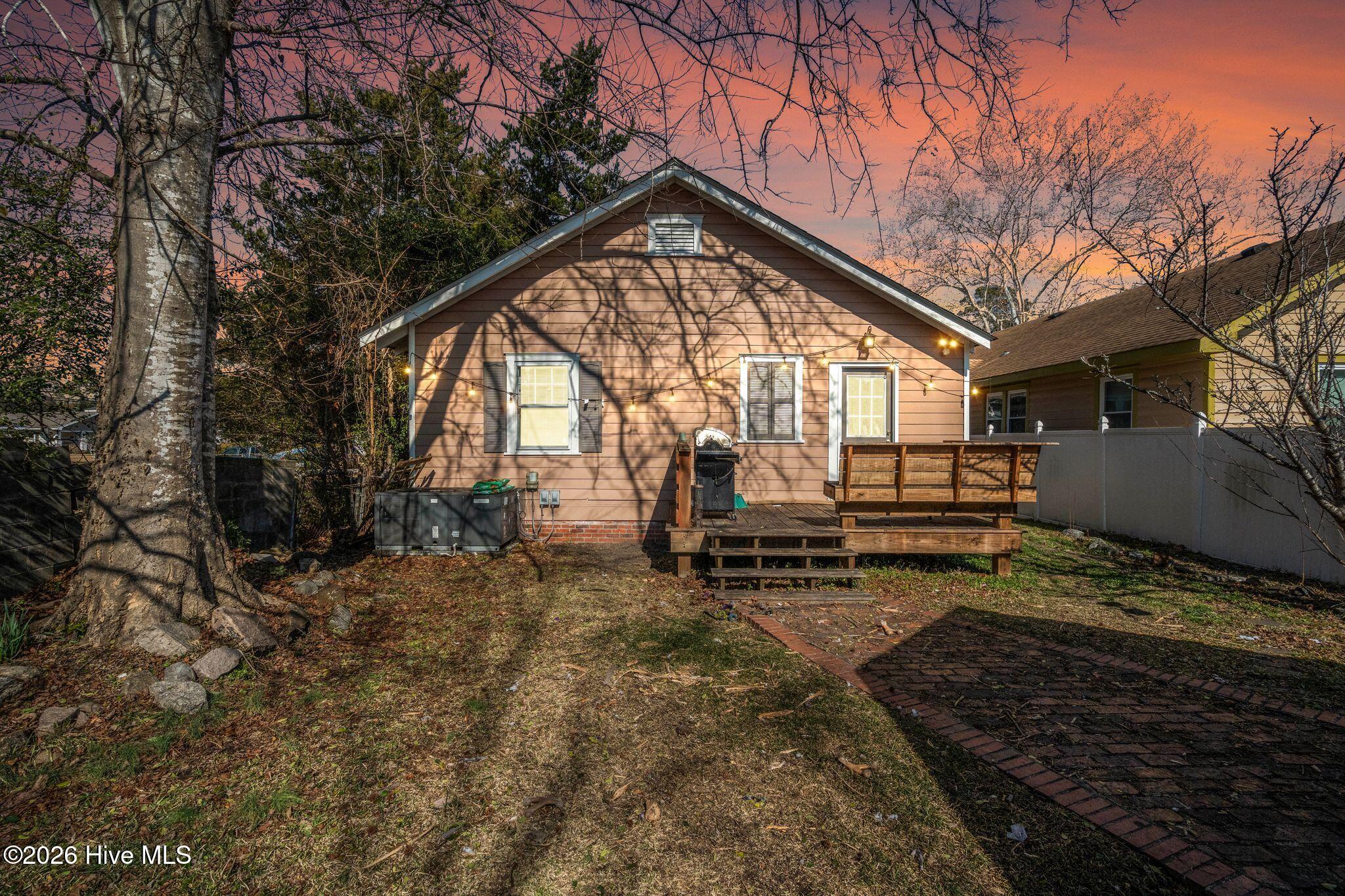 100554931 | Photo 28