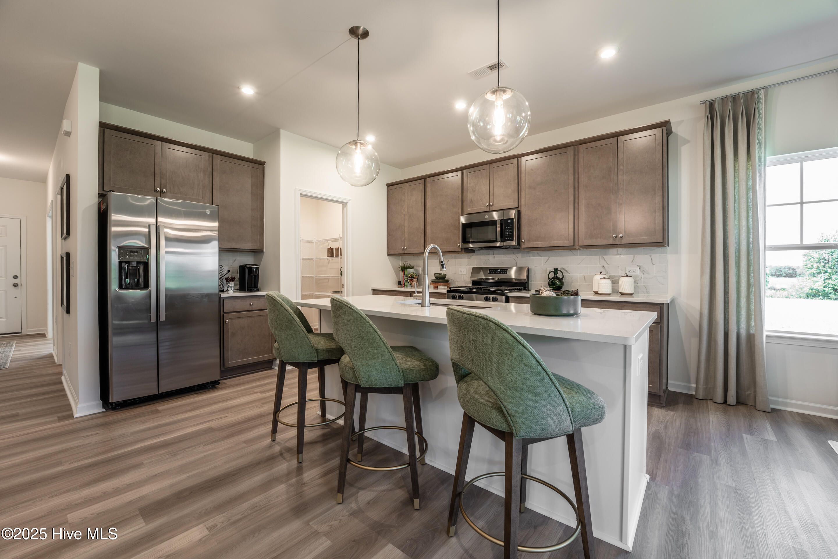 7 HHHunt Homes Maxwell - Kitchen