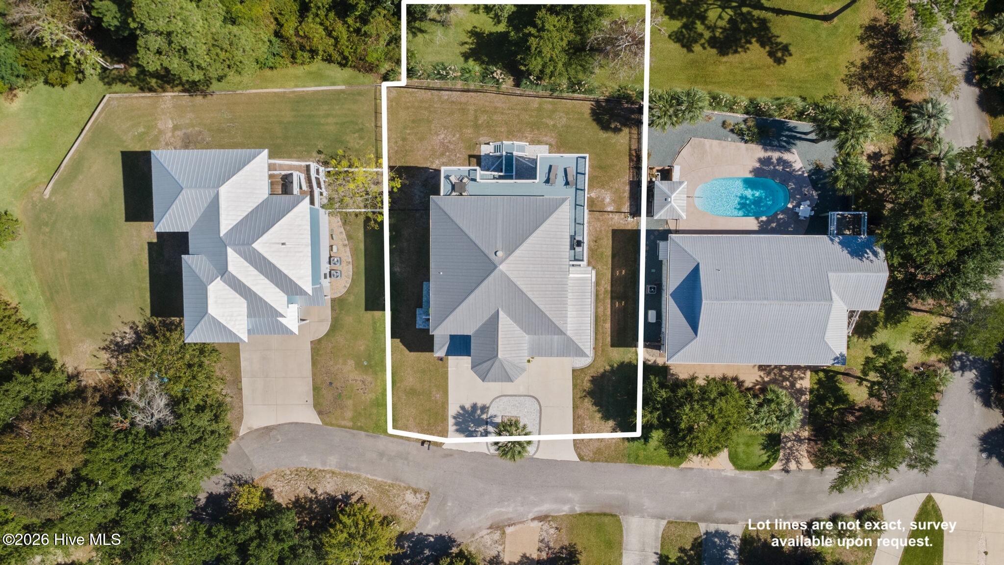 100548263 | Photo 75