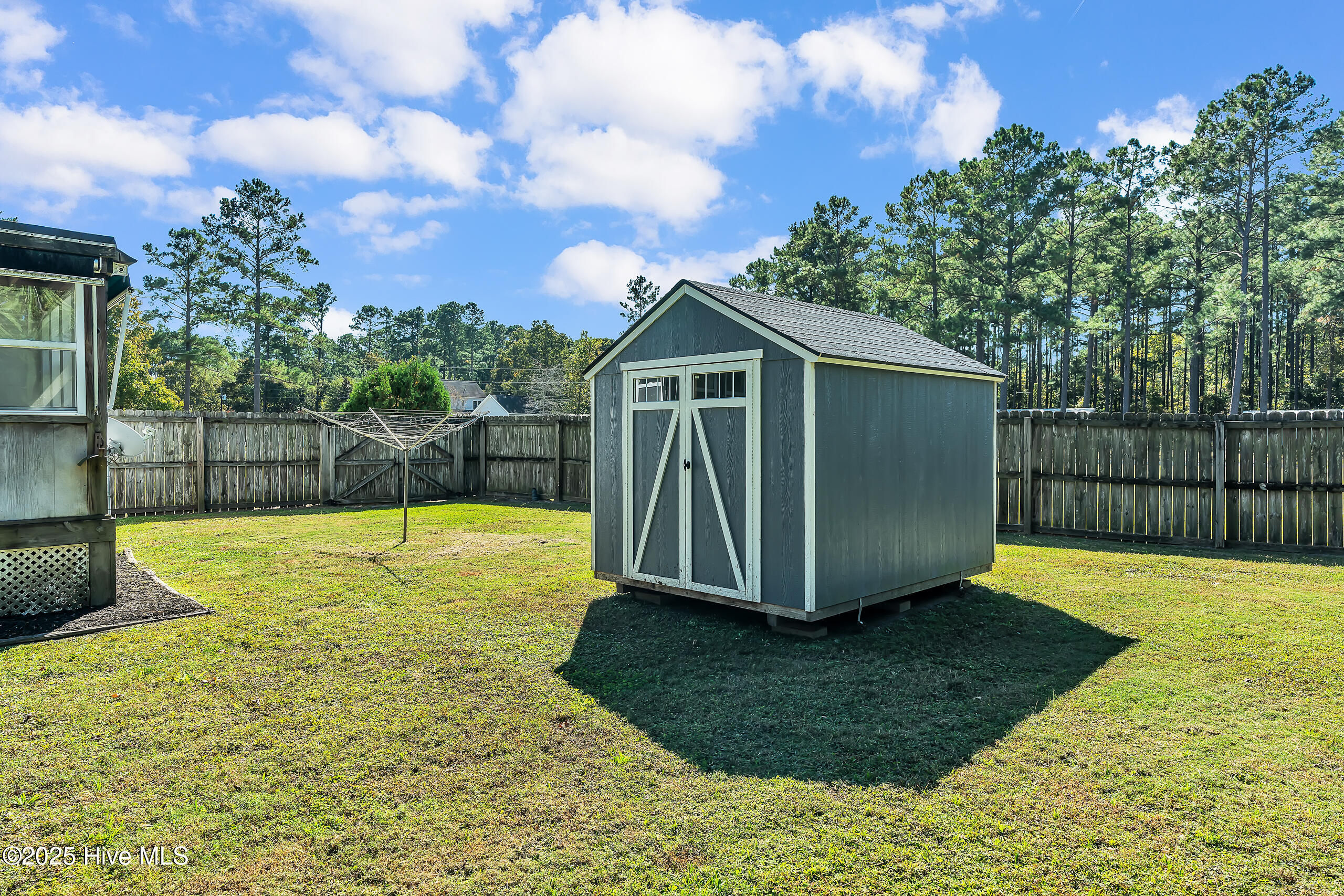 100538064 | Photo 34