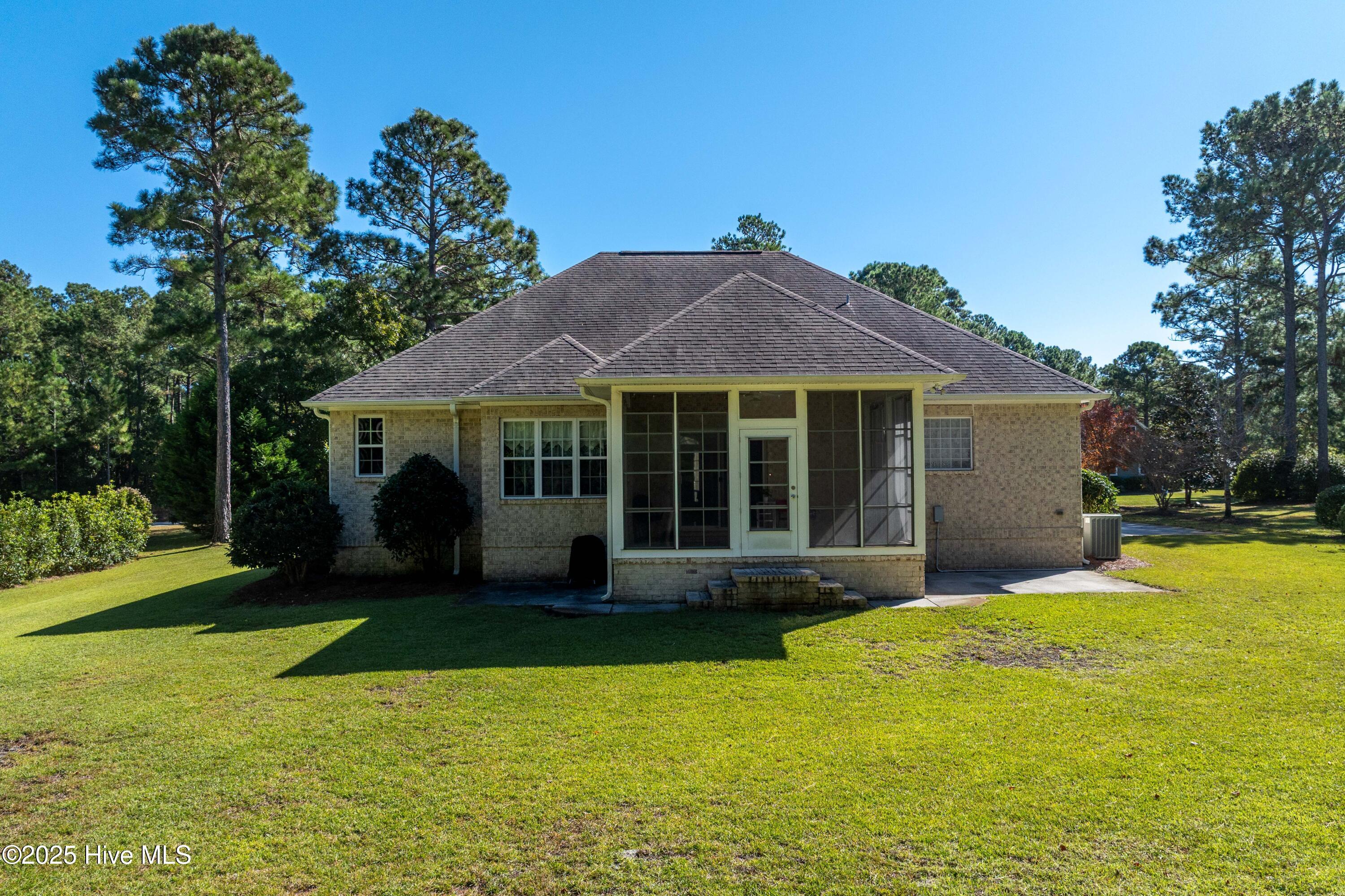 100537657 | Photo 38