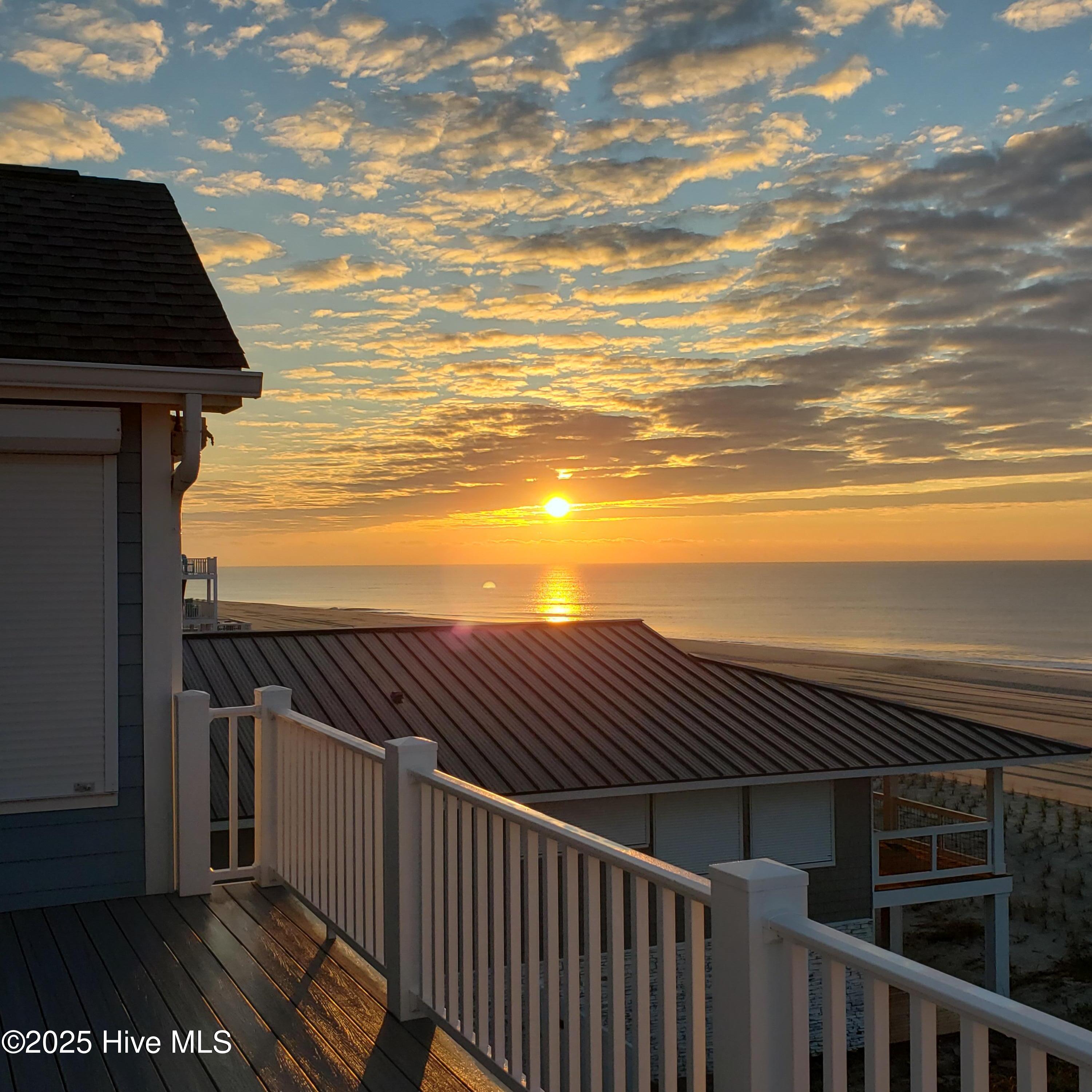 100541150 | Photo 66