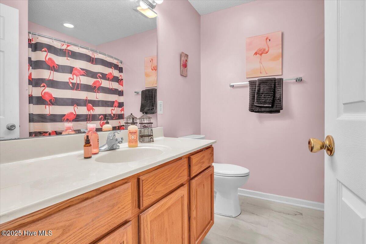 100521178 | Photo 24