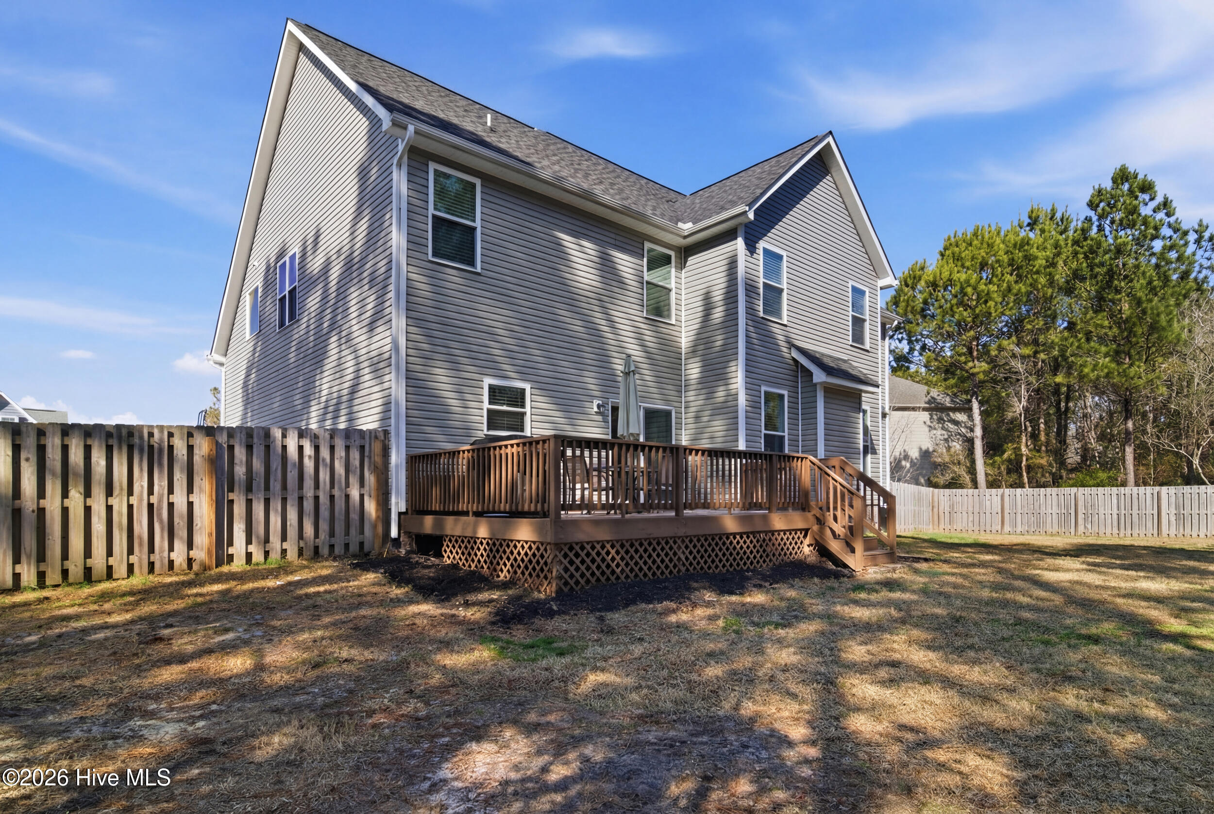 100552695 | Photo 60