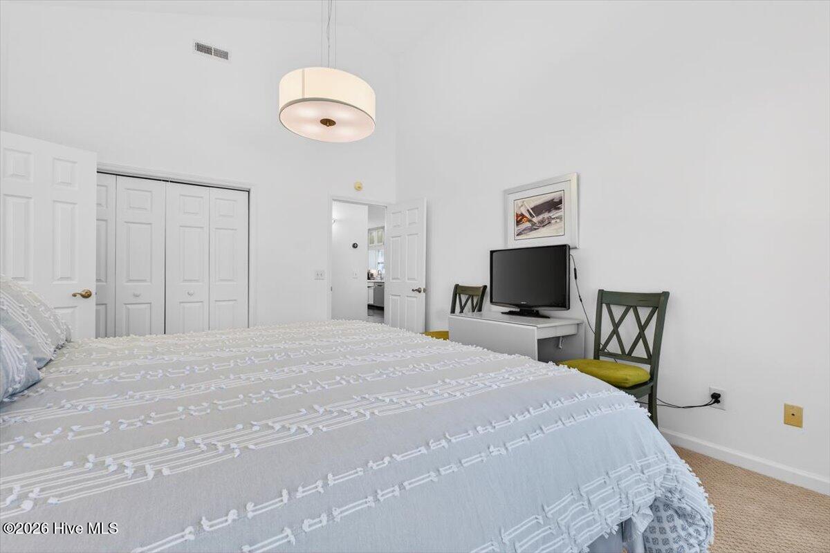 100551155 | Photo 28